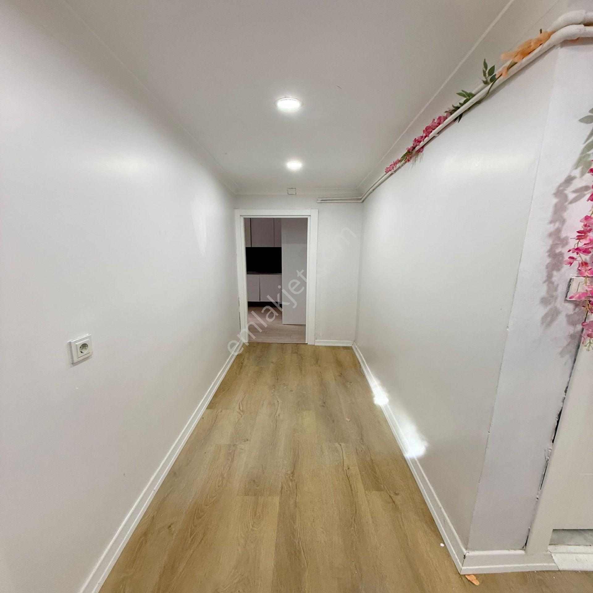 Bahçeşehir Lokasyonunda 3+1 Satılık Daire - Görsel 8