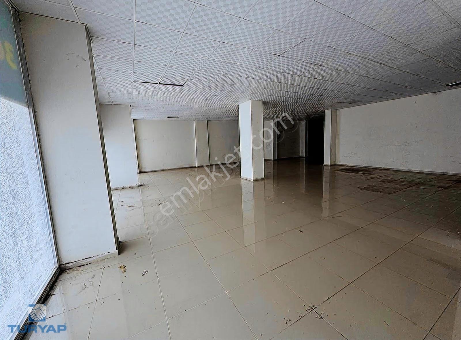 Torbalı Alpkent Mahallesinde 400m2+250 M2 Batar Kiralık Dükkan - Görsel 8