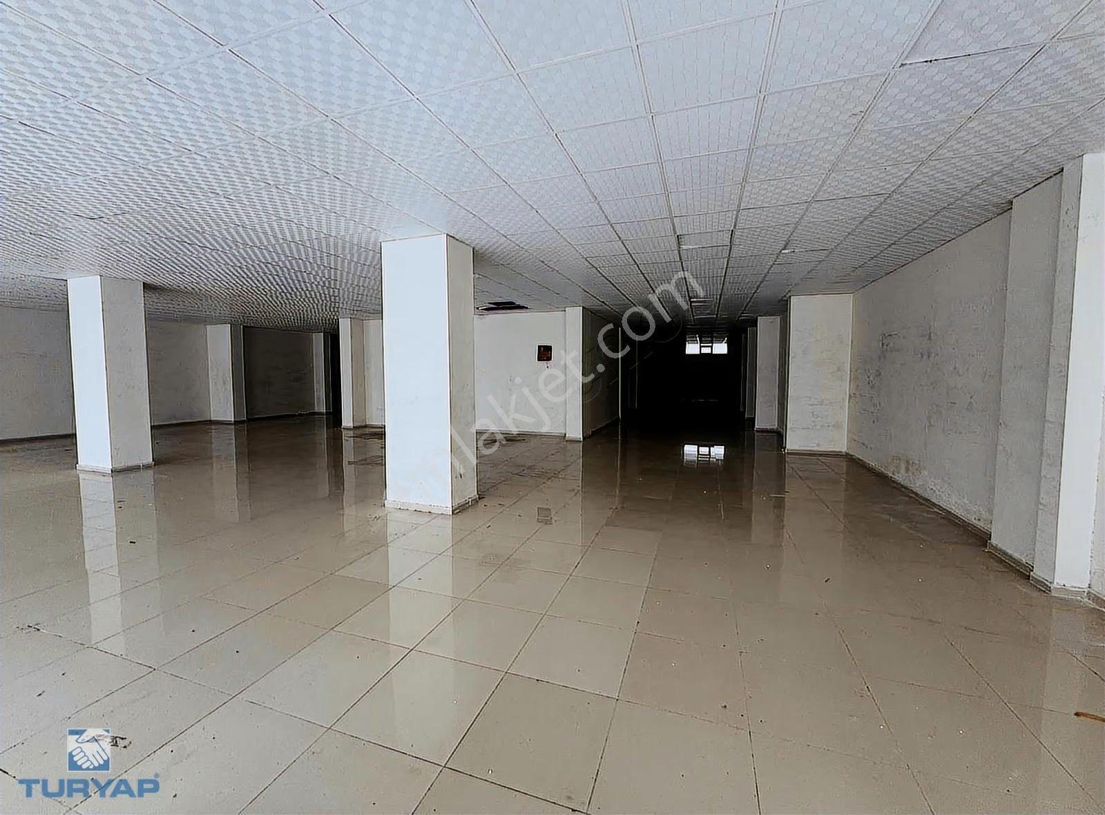 Torbalı Alpkent Mahallesinde 400m2+250 M2 Batar Kiralık Dükkan - Görsel 9