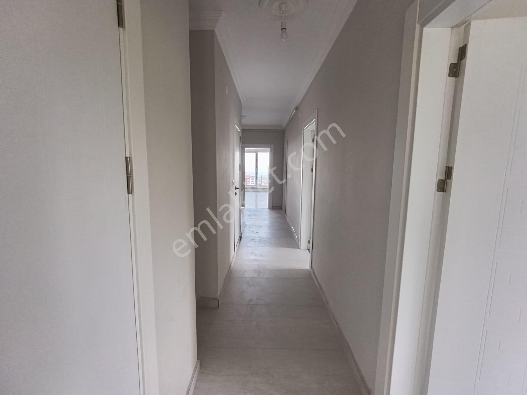 Trabzon Kaşüstü İçi Sıfır Yapılı Deniz Manzaralı Kiralık Daire - Görsel 12