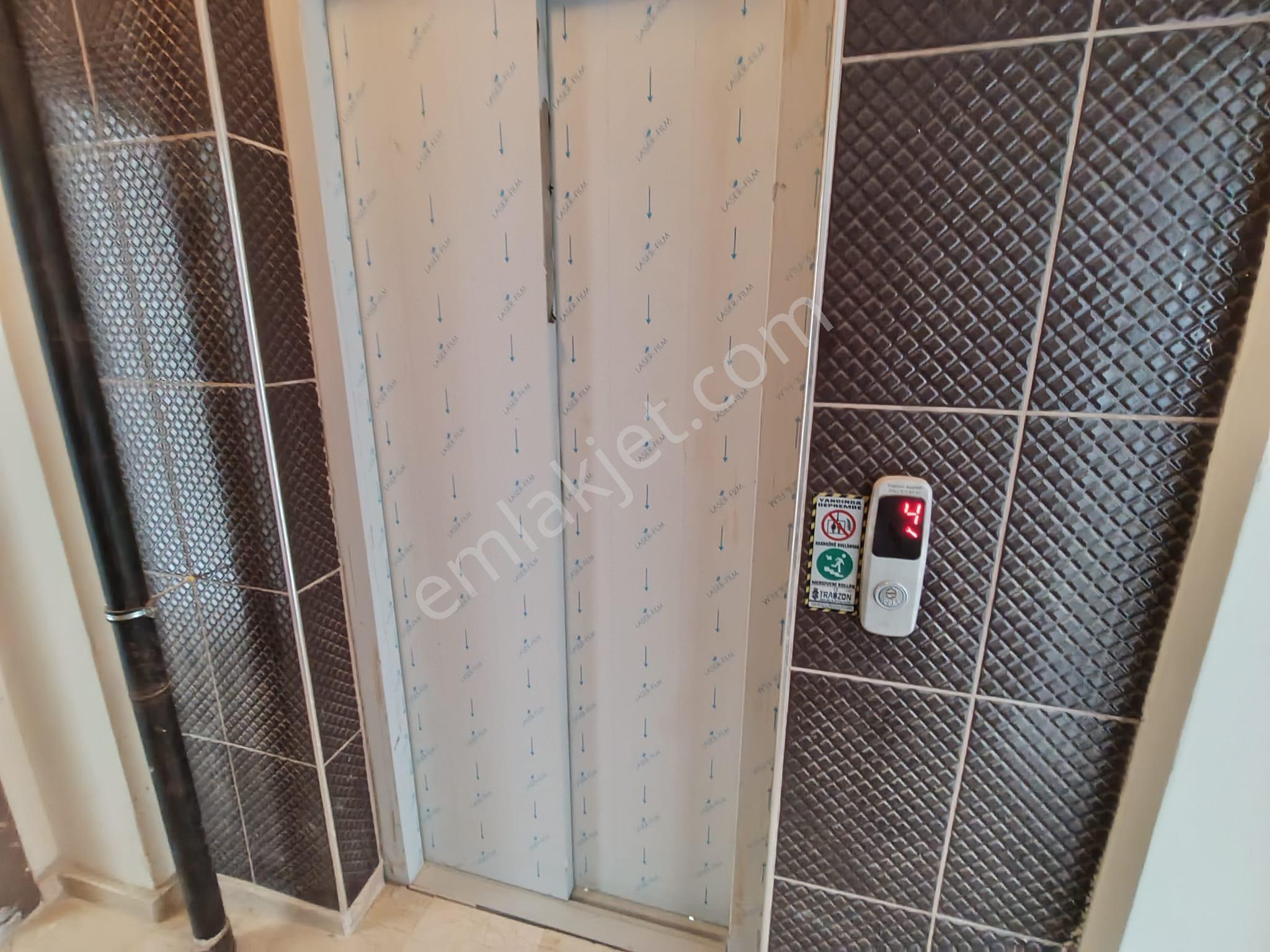 Trabzon Kaşüstü İçi Sıfır Yapılı Deniz Manzaralı Kiralık Daire - Görsel 9