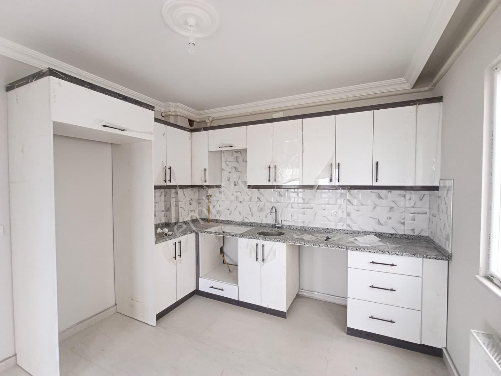 Trabzon Kaşüstü İçi Sıfır Yapılı Deniz Manzaralı Kiralık Daire