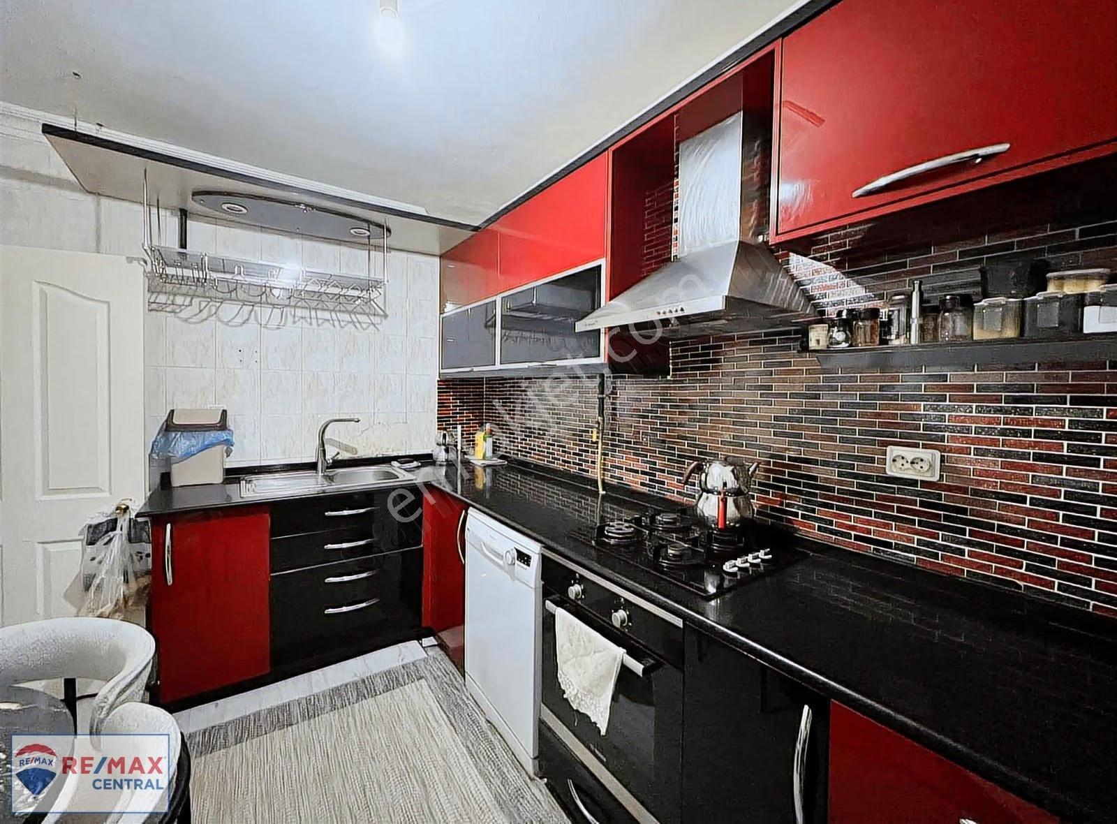 Remax Centralden Sularbaşında Satılık 3+1 - Görsel 29