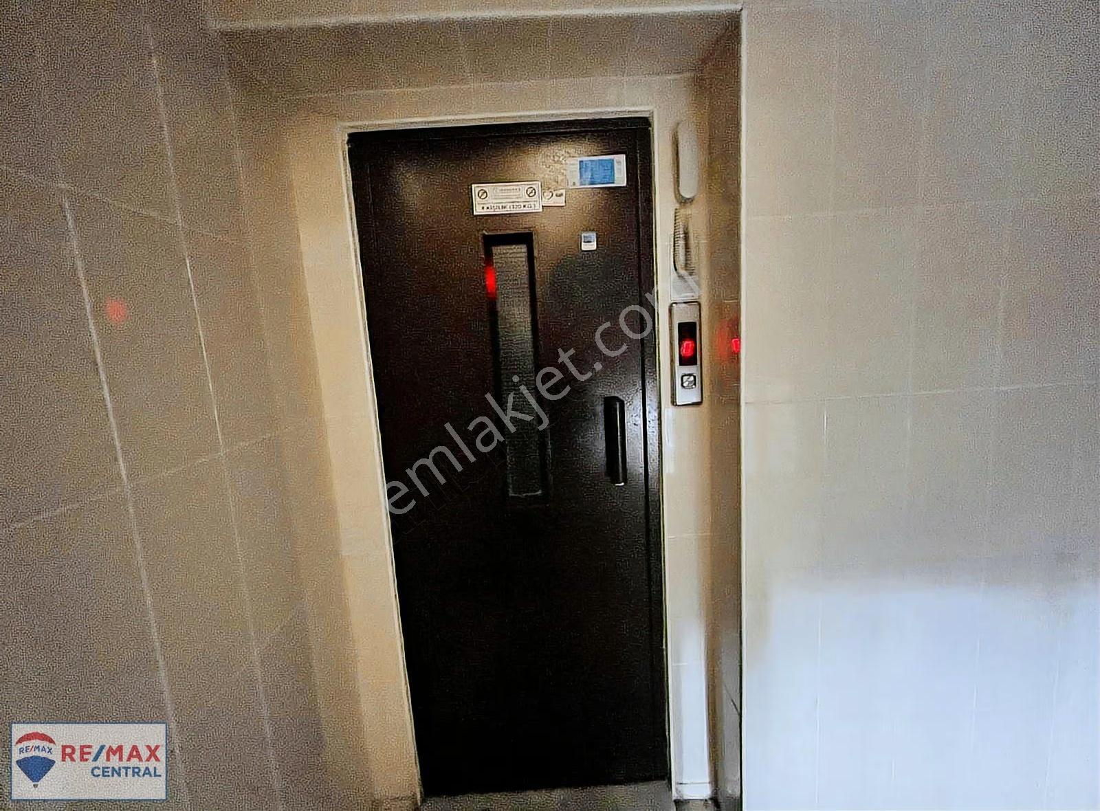 Remax Centralden Sularbaşında Satılık 3+1 - Görsel 10
