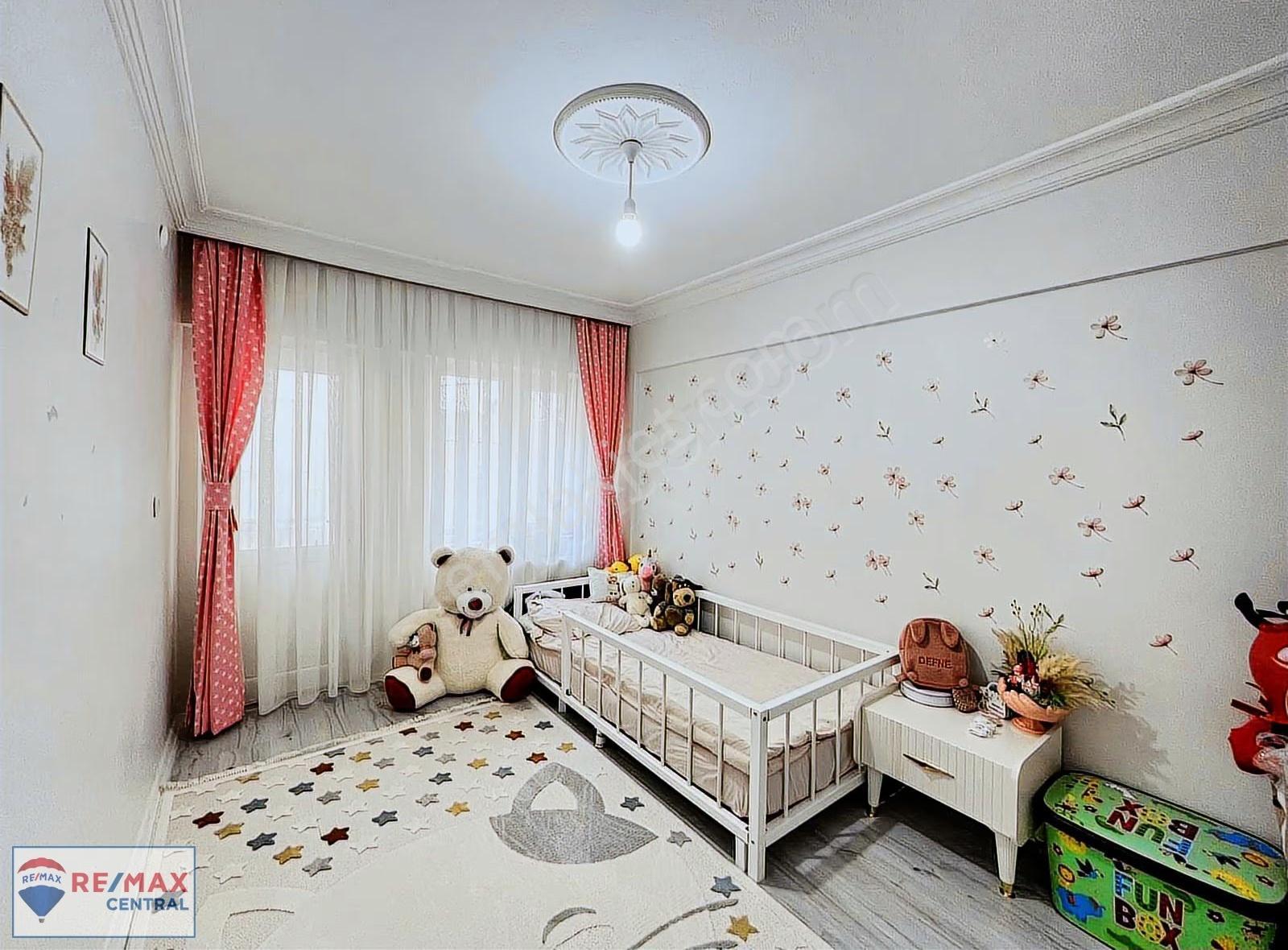 Remax Centralden Sularbaşında Satılık 3+1 - Görsel 28