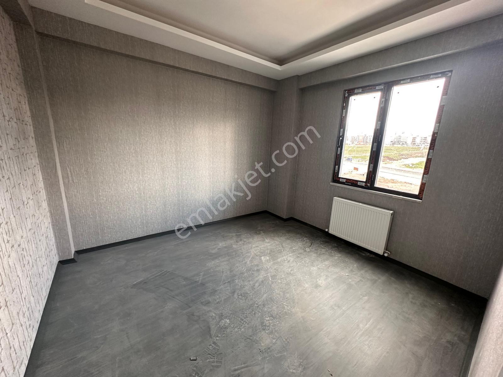Akev Gayrimenkul'den Mehmetçik 3 Bloklu Sitede 2+1 Ara Kat Daire - Görsel 9