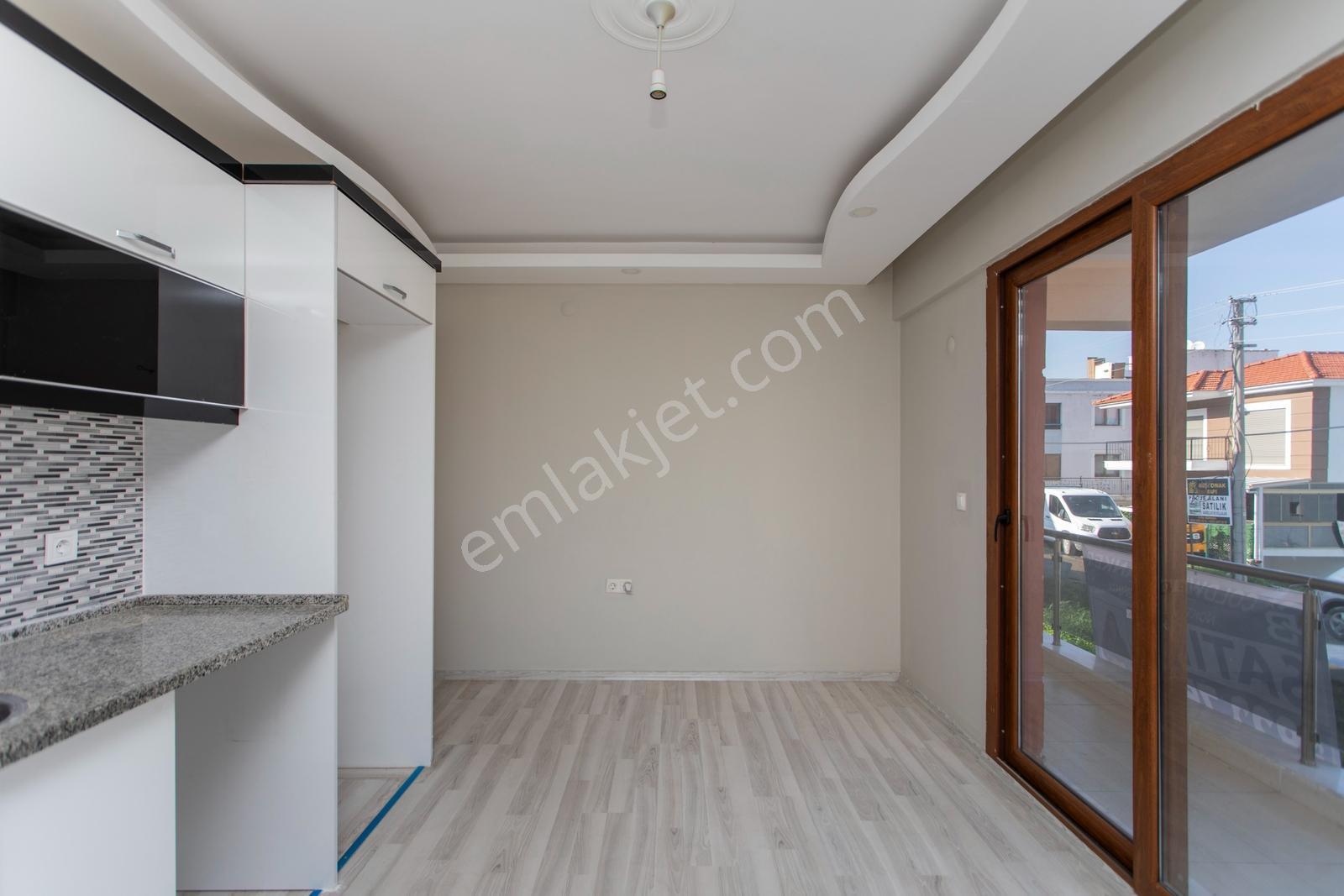 Foça Kazım Dirik Mah. Kiralık Bahçe Katı 2+1 Daire - Görsel 5