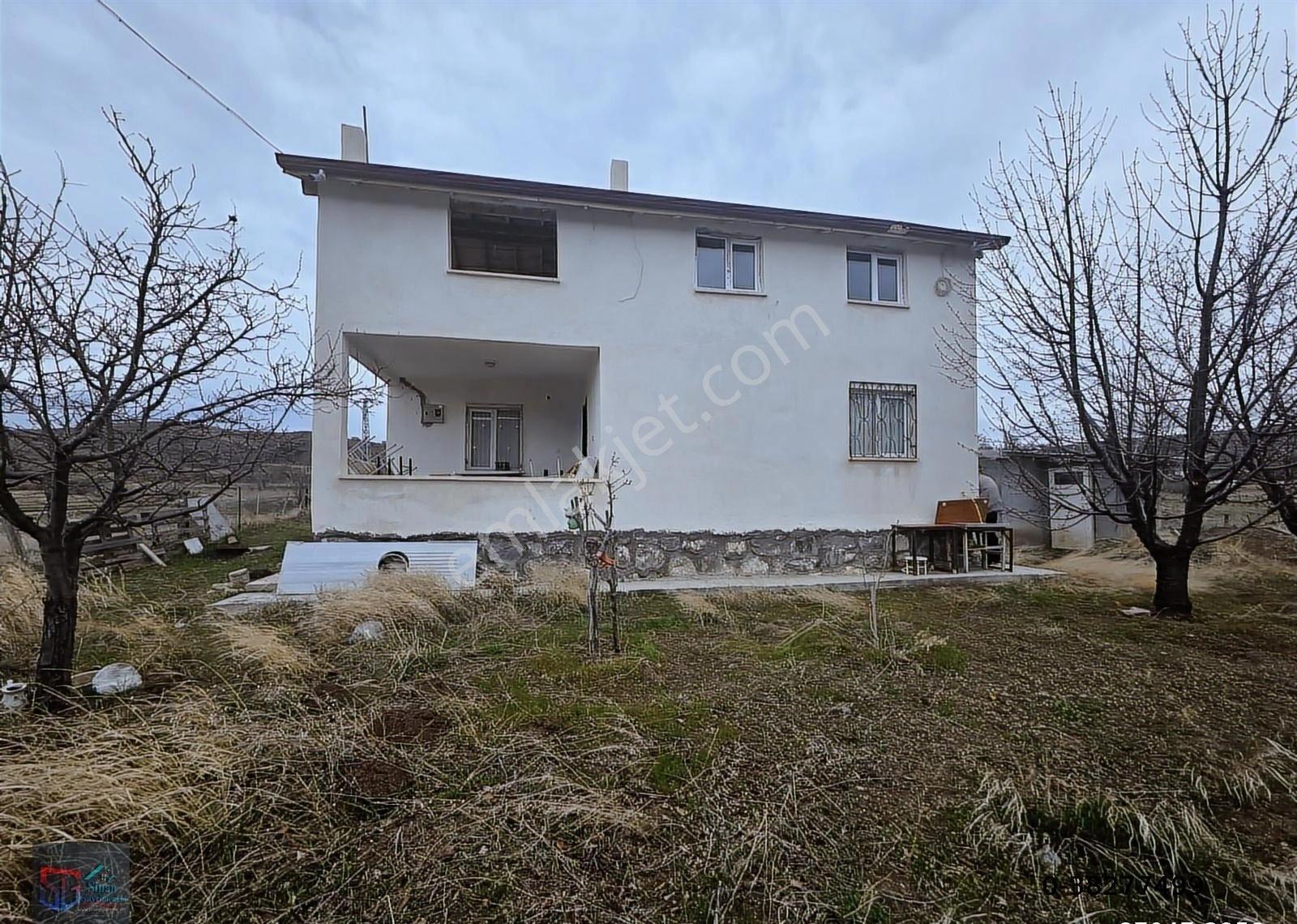 Hasancı Da Baraj Manzaralı İki Katlı Evli Satılık Bahçe - Görsel 5
