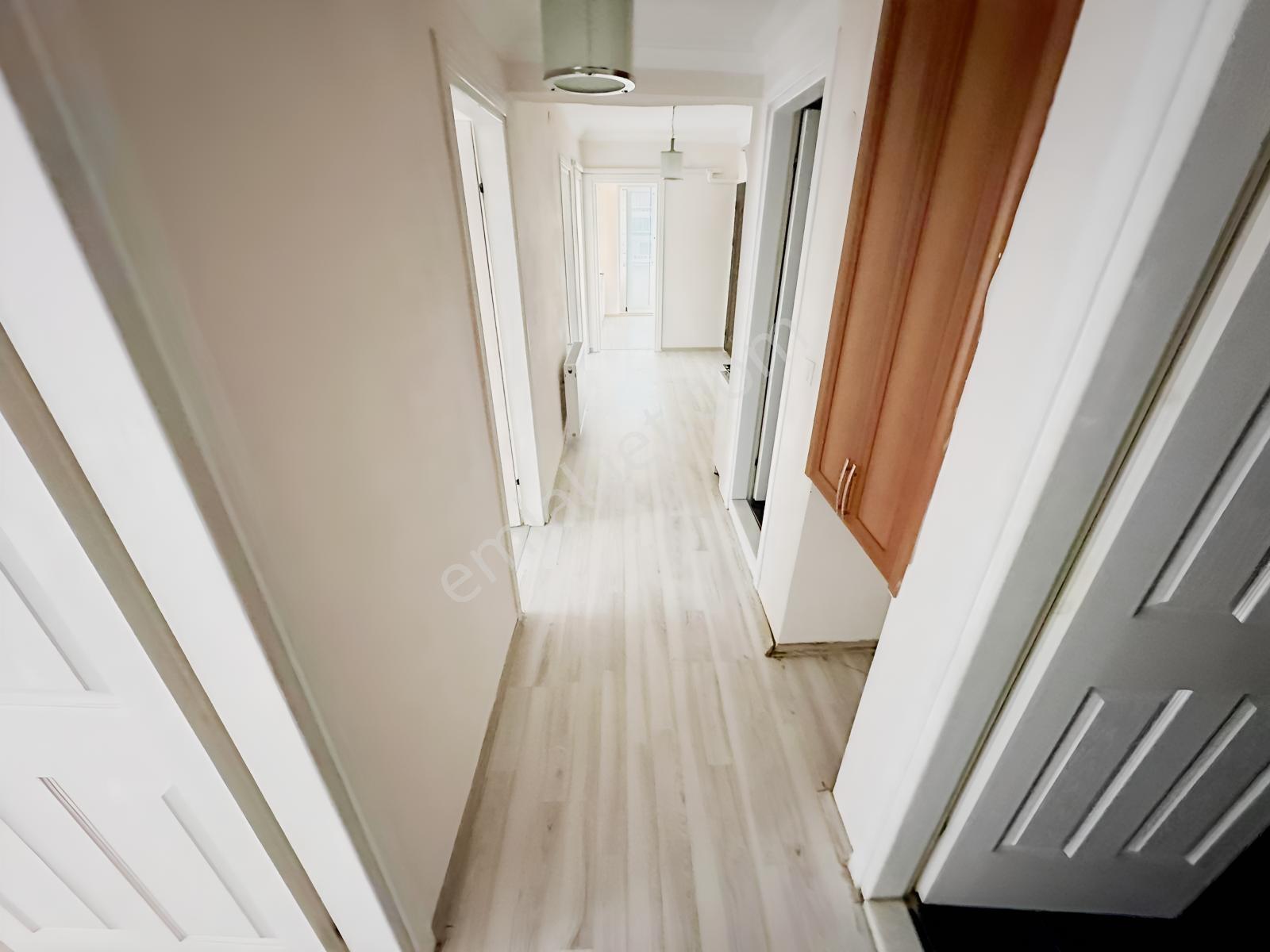 Dora Dan Altınkumda Kiralık İçi Yapılı 3+1 Ön Cephe 2 Wc Daire - Görsel 16