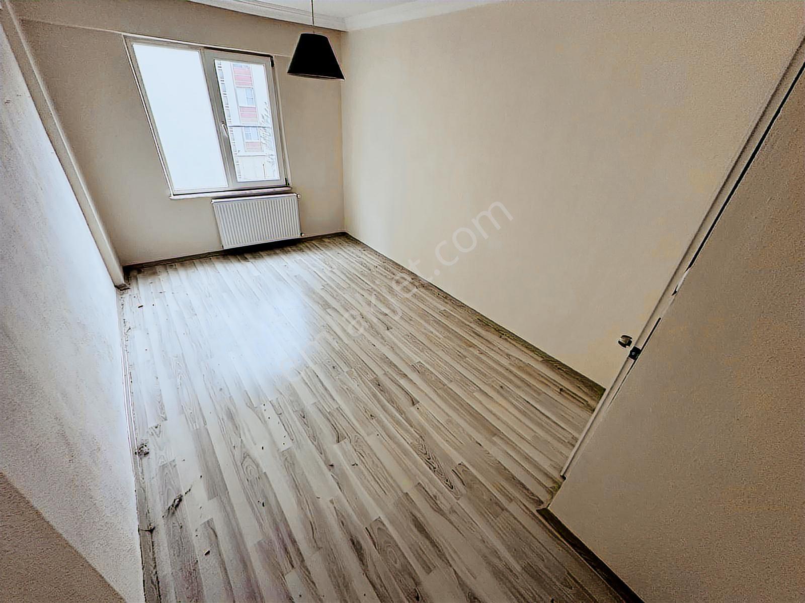 Dora Dan Altınkumda Kiralık İçi Yapılı 3+1 Ön Cephe 2 Wc Daire - Görsel 8