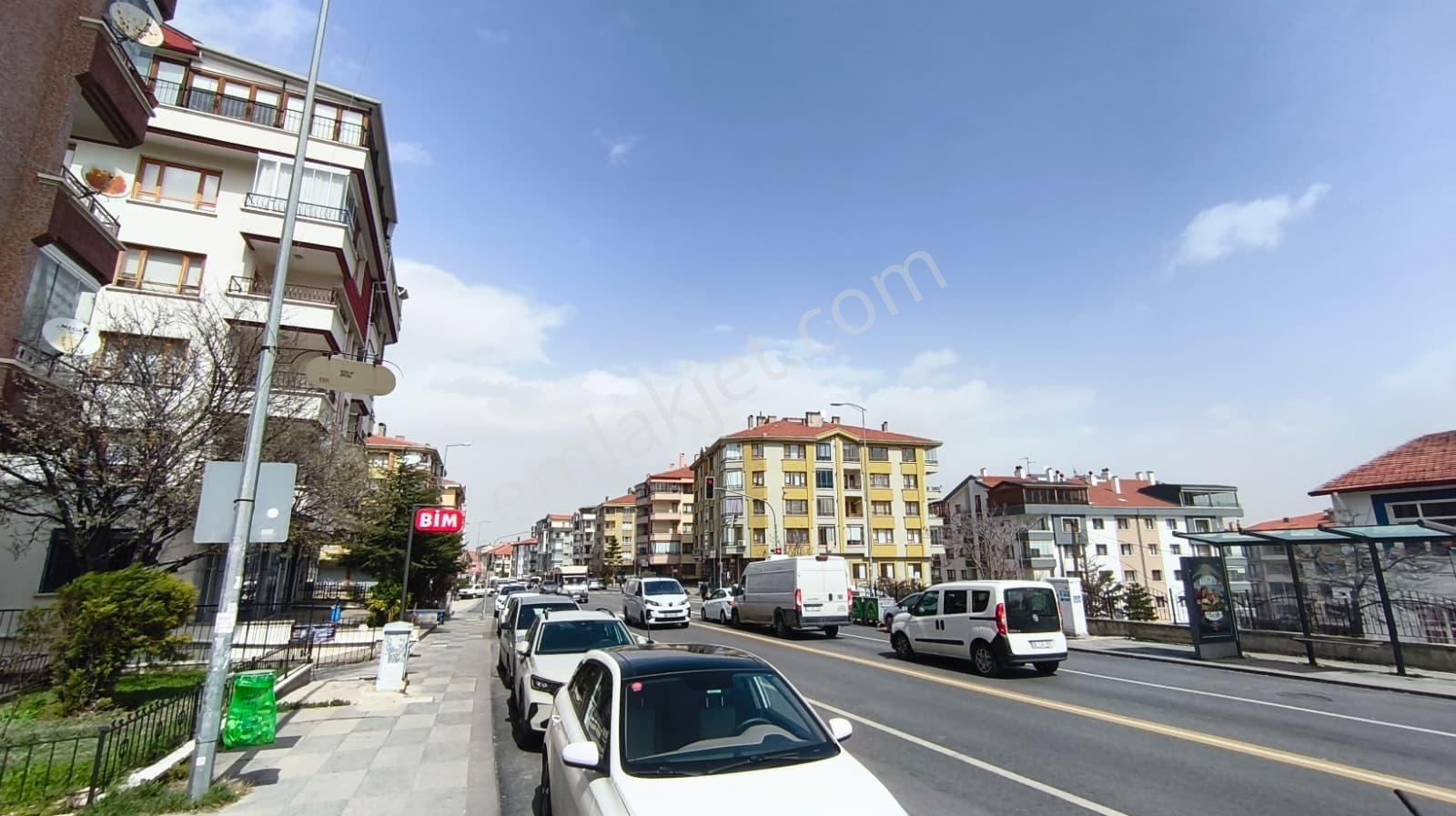 Öveçler Kabil Caddesinde Yüksek Tavanlı 250 M² Kiracılı - Görsel 9