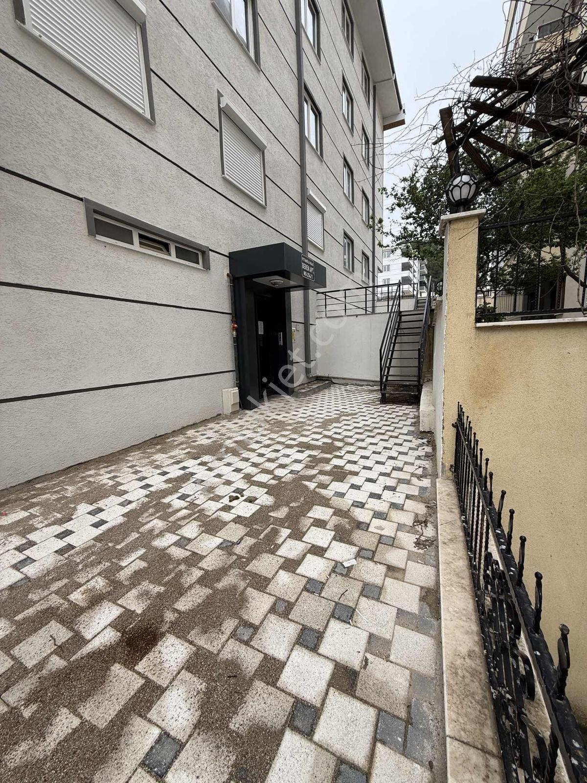 Yılandarda 3+1 Çift Balkon Denize 50 Metre Ebeveyn Banyolu Sıfır - Görsel 21
