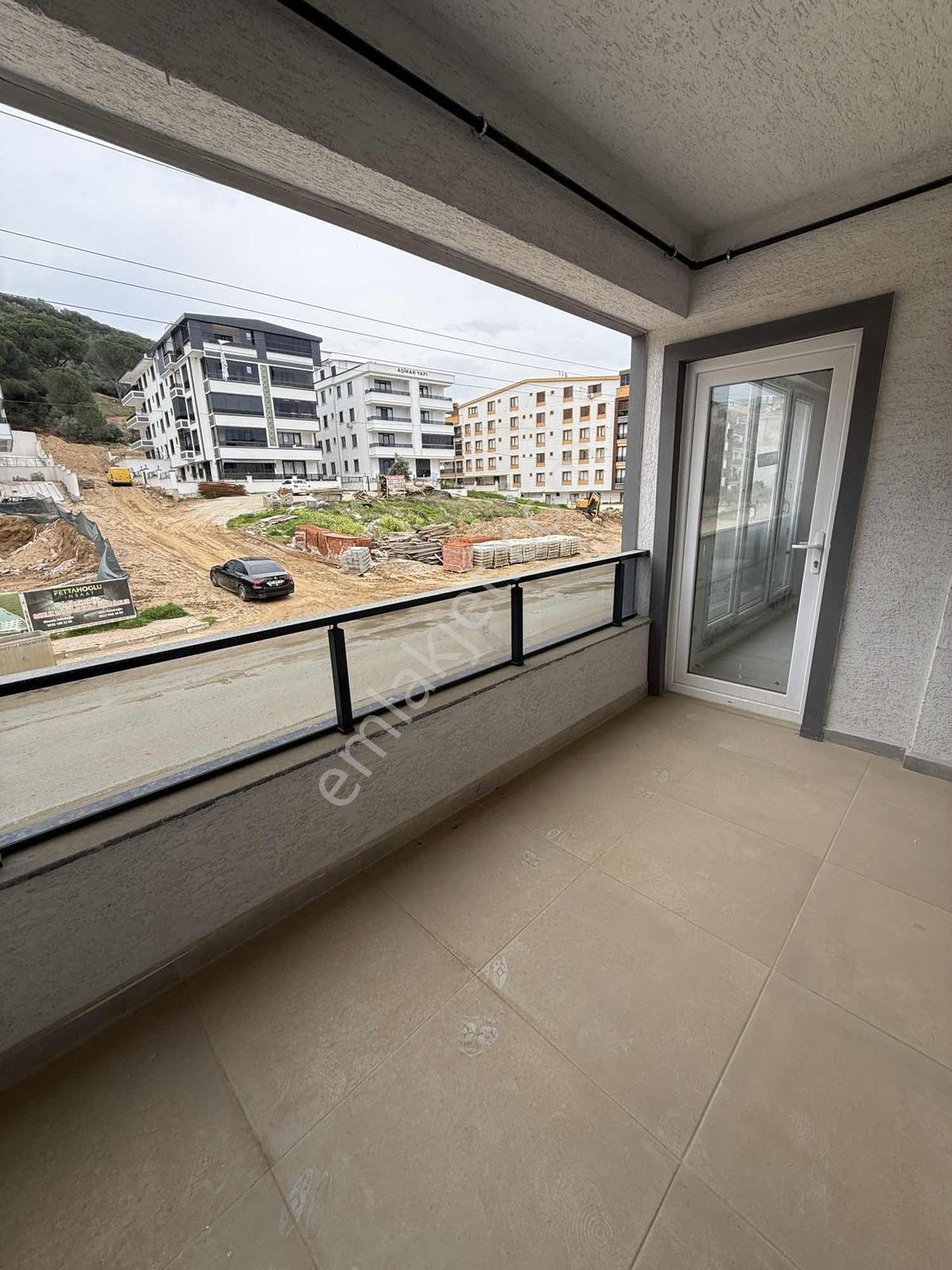 Yılandarda 3+1 Çift Balkon Denize 50 Metre Ebeveyn Banyolu Sıfır - Görsel 2