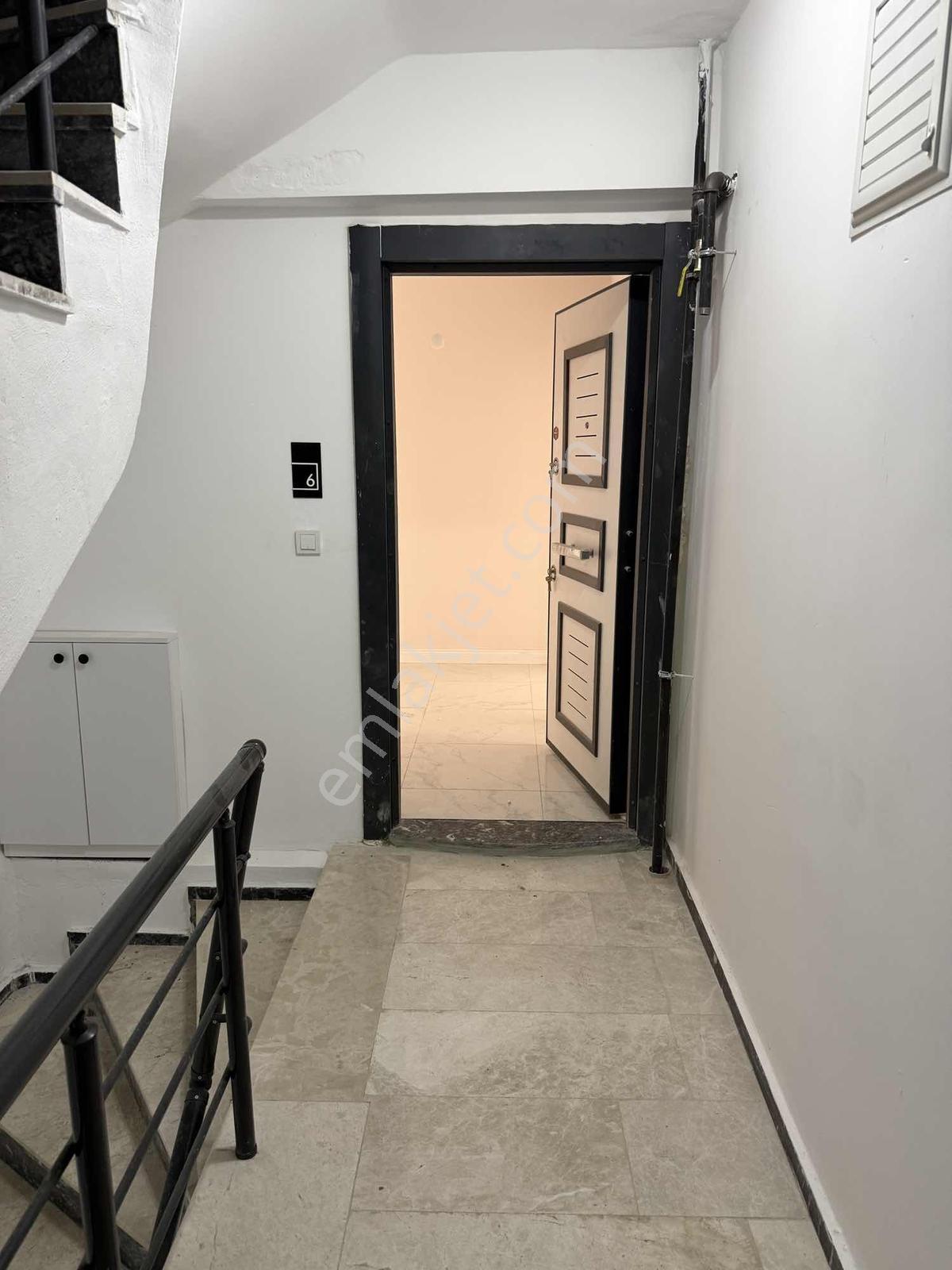 Yılandarda 3+1 Çift Balkon Denize 50 Metre Ebeveyn Banyolu Sıfır - Görsel 17