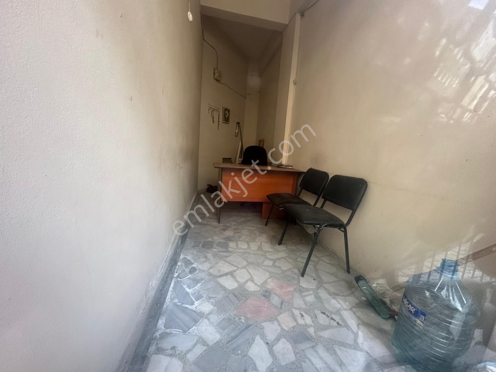 Esenler Fatih Mahallesinde Kiralık - Görsel 5