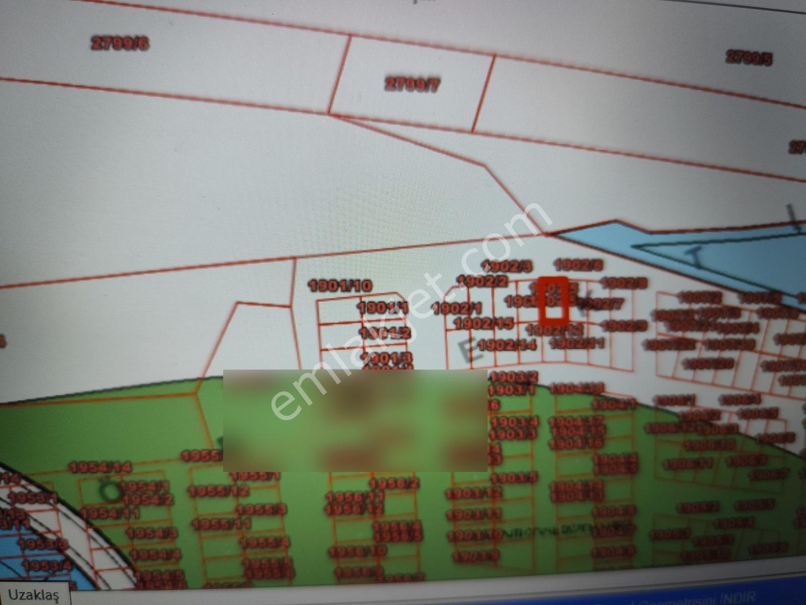 Ayyıldız Emlaktan 148 M2 Cadde Üzeri Arsa Yatırımlık Takasa Açık - Görsel 3