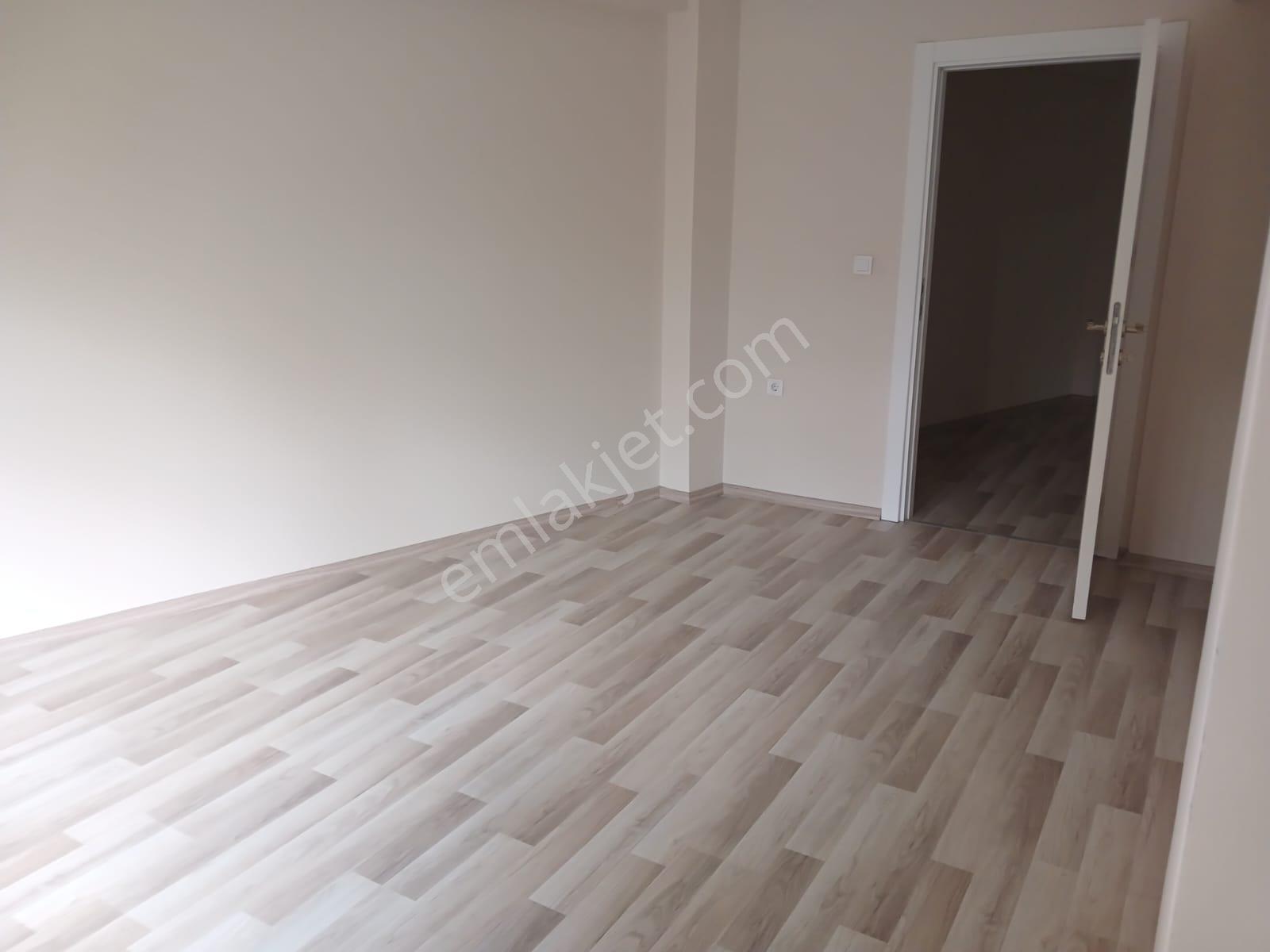 Arifiye Mah. Hamamyoluna Yakın Yeni Binada Kiralık 2+1 Daire - Görsel 12