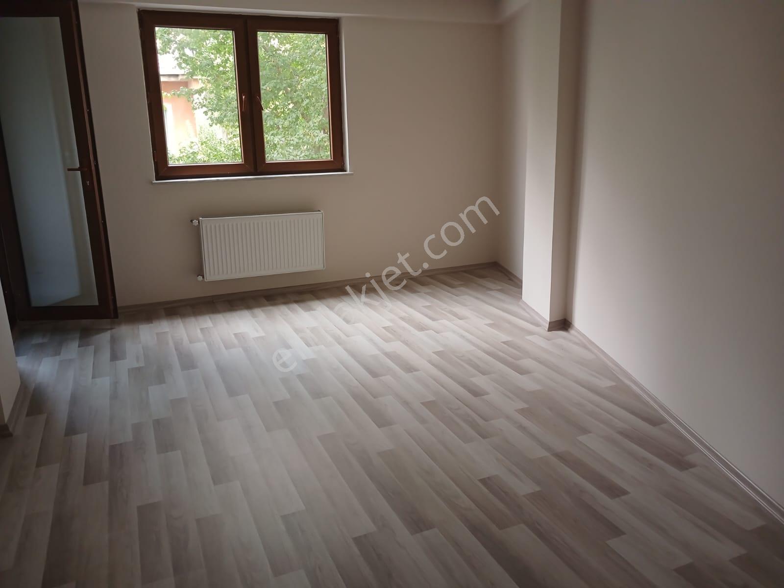 Arifiye Mah. Hamamyoluna Yakın Yeni Binada Kiralık 2+1 Daire - Görsel 11