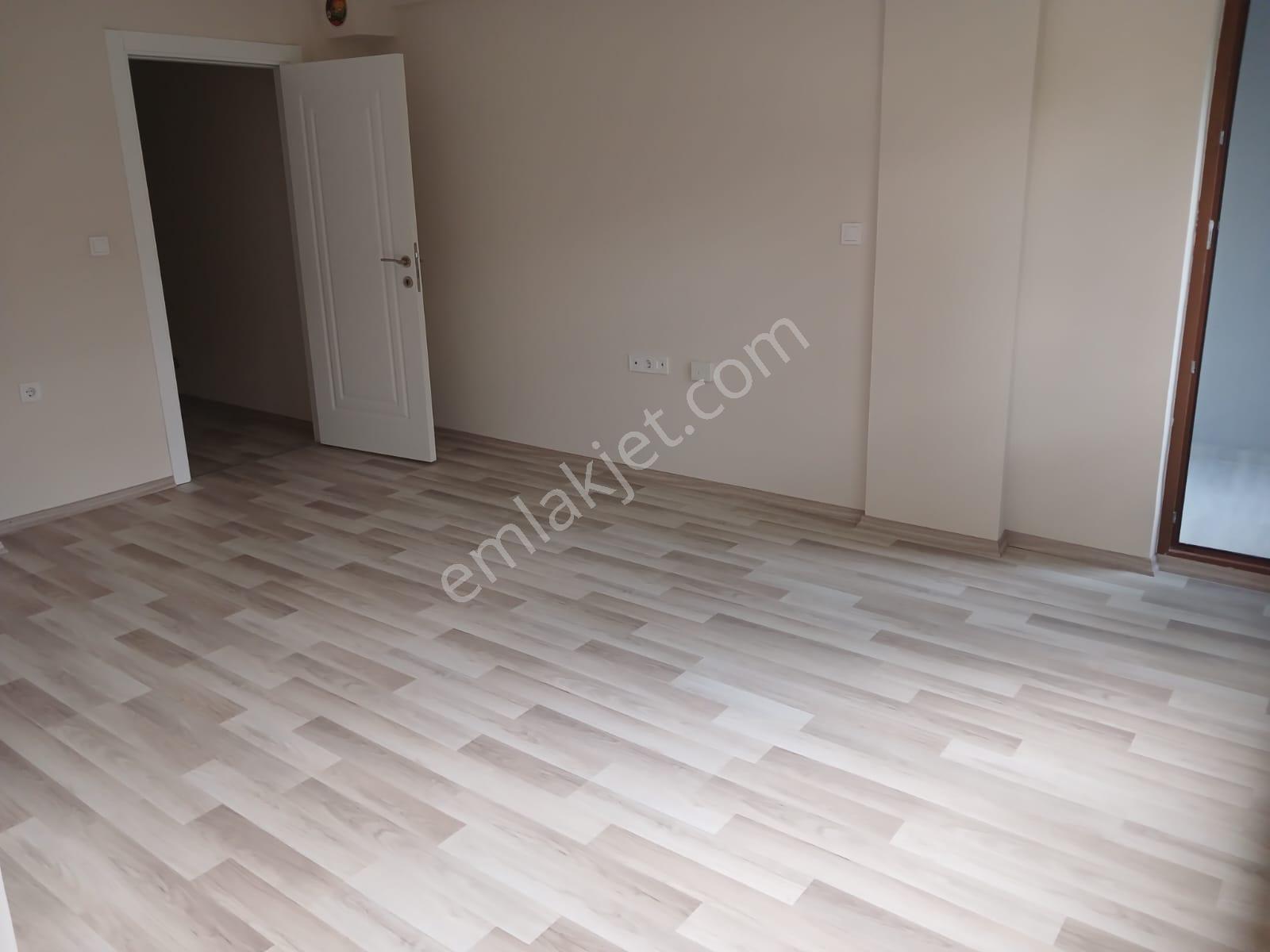 Arifiye Mah. Hamamyoluna Yakın Yeni Binada Kiralık 2+1 Daire - Görsel 14
