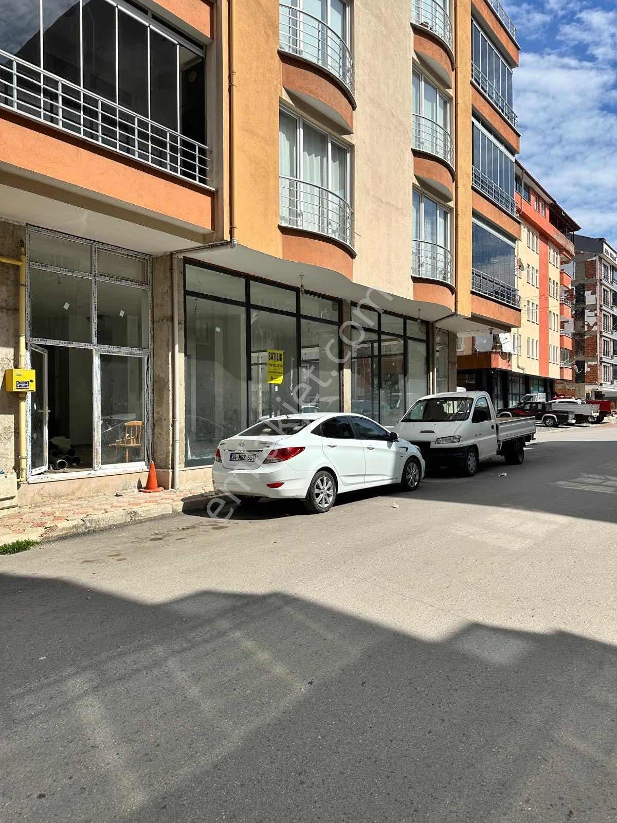 Gökdemir Gayrimenkulden Satılık Dükkan