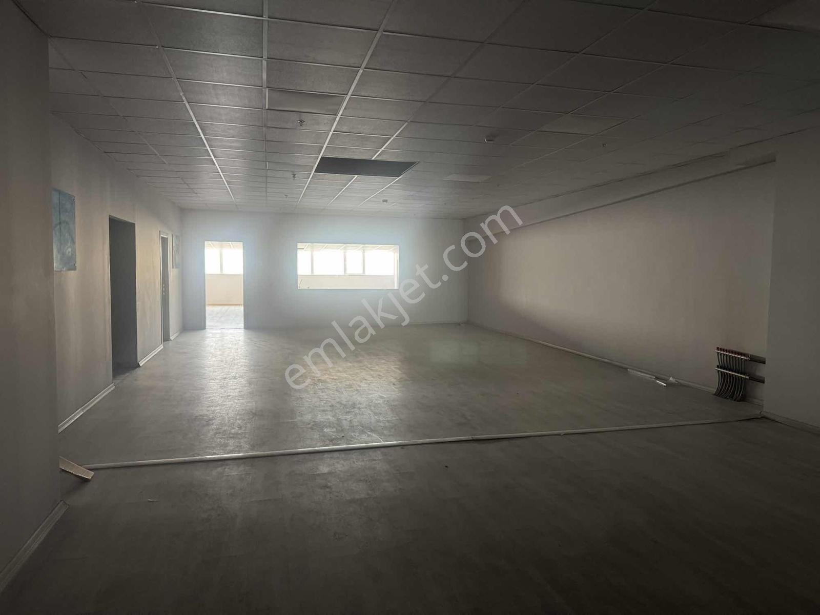 Shira Ticaret Merkezinde 3.200 M2 Kiralık Dükkan - Görsel 10