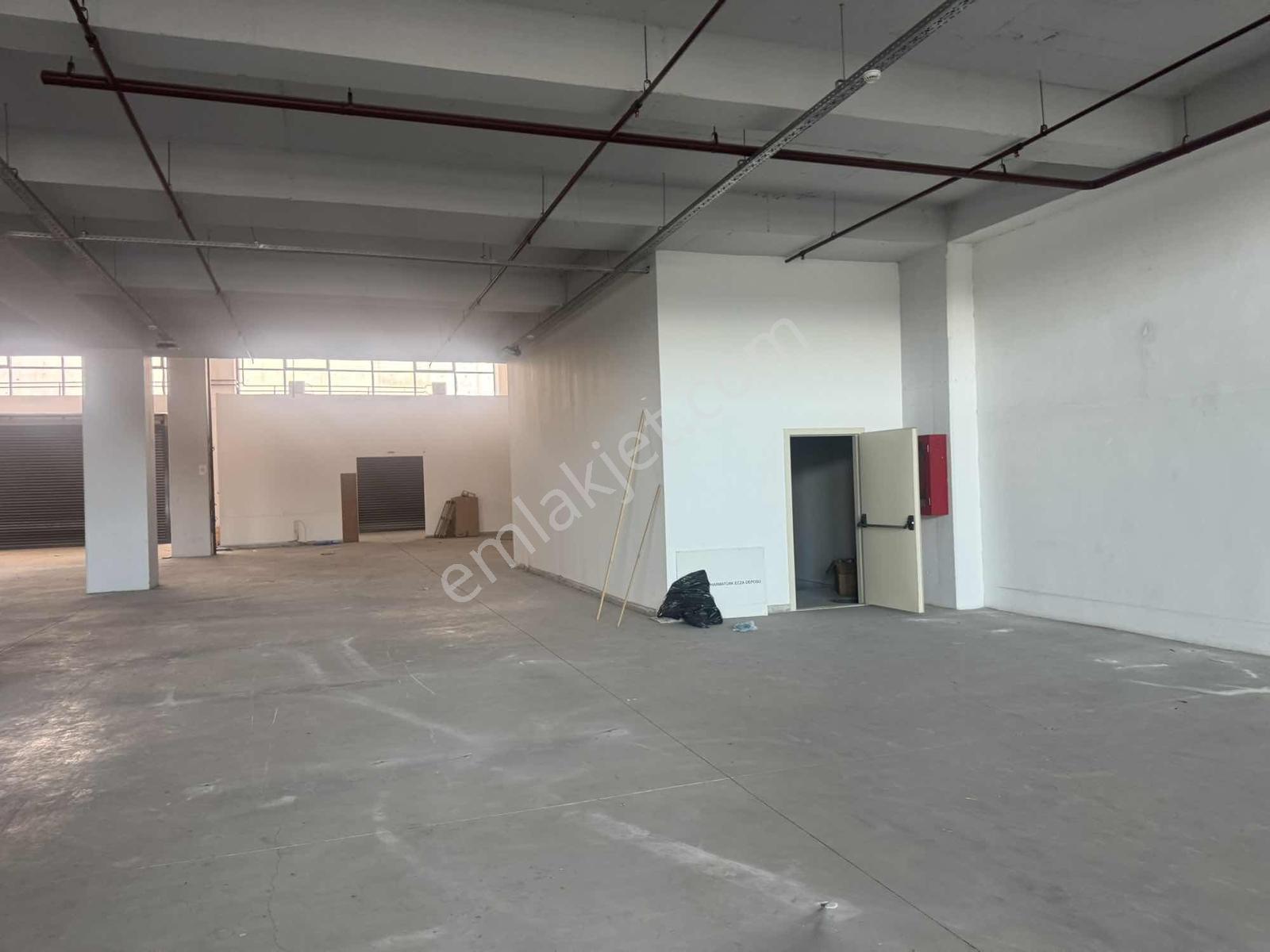 Shira Ticaret Merkezinde 3.200 M2 Kiralık Dükkan - Görsel 19