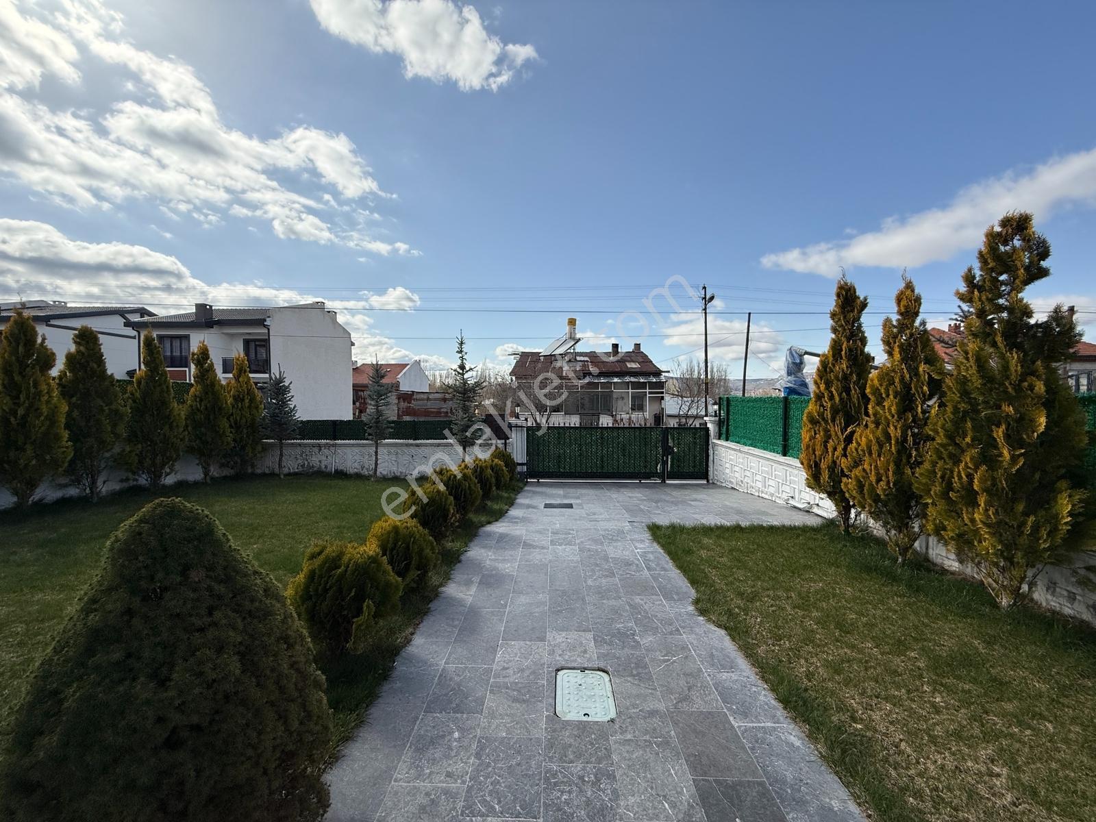 Hedef Emlaktan Karşıyada Ultra Lüx Eşyalı/eşyasız Kiralık Villa - Görsel 10