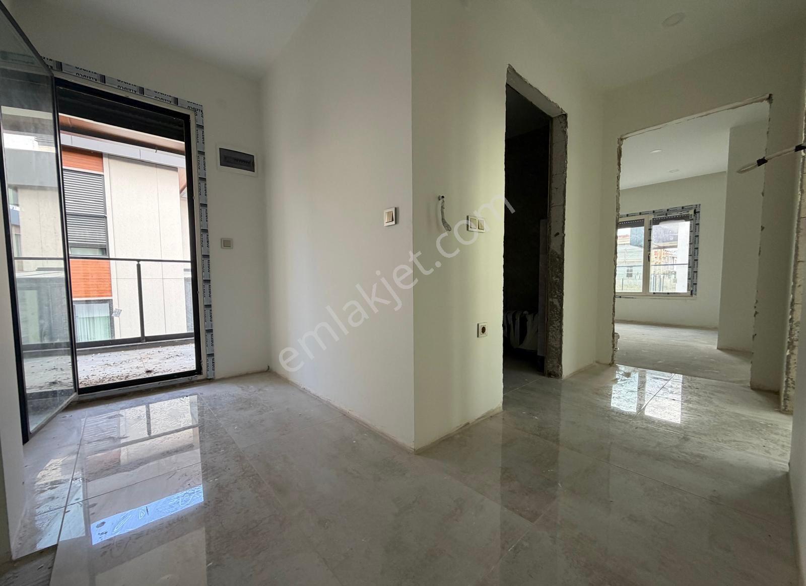 Süleymanpaşa’da-havuzlu-lüks Ve Sıfır-asansörlü Tripleks Villa - Görsel 25