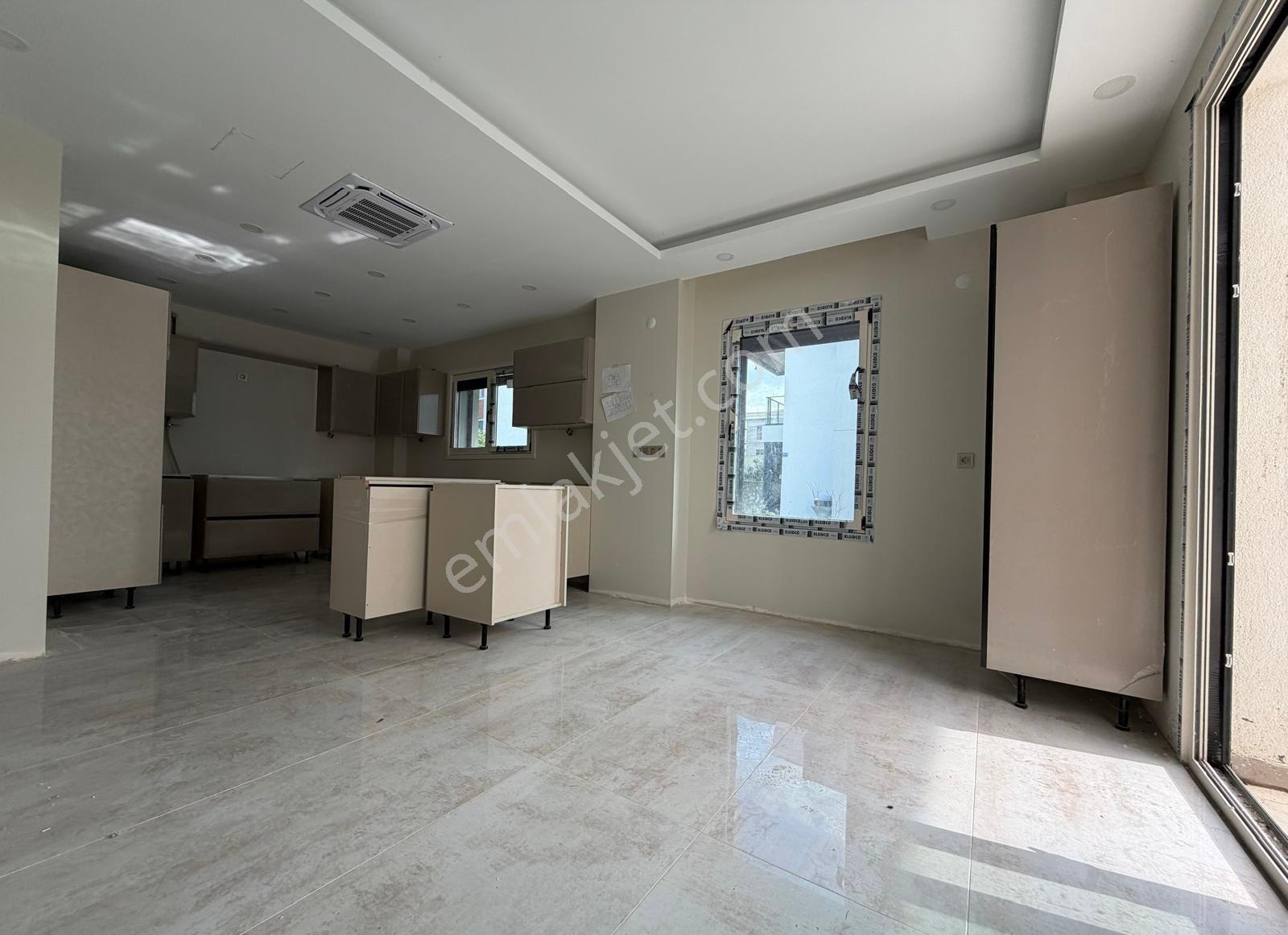 Süleymanpaşa’da-havuzlu-lüks Ve Sıfır-asansörlü Tripleks Villa - Görsel 18