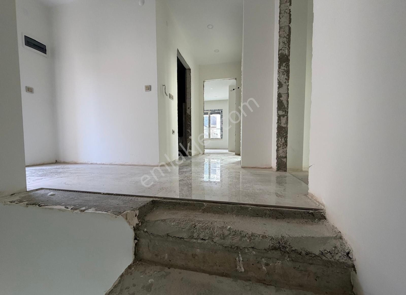 Süleymanpaşa’da-havuzlu-lüks Ve Sıfır-asansörlü Tripleks Villa - Görsel 24