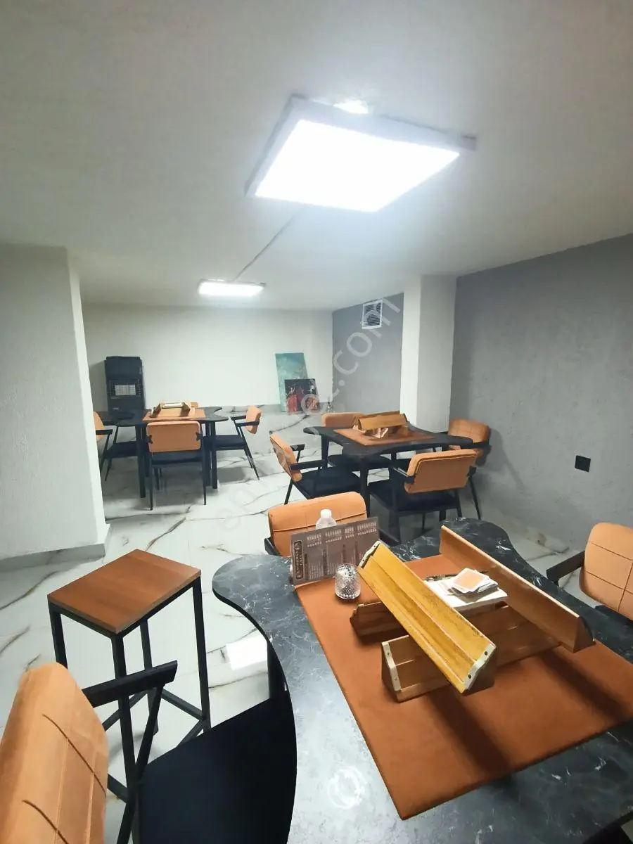Elvanket 14. Cadde Ye Yürüme Mesafesinde Cafe - Görsel 3