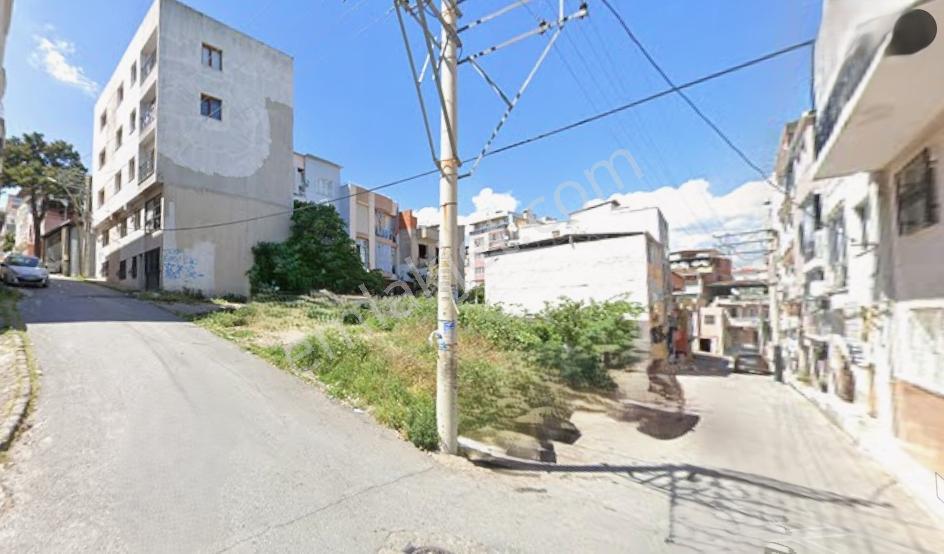 İki Kat İmarlı Köşe Parsel