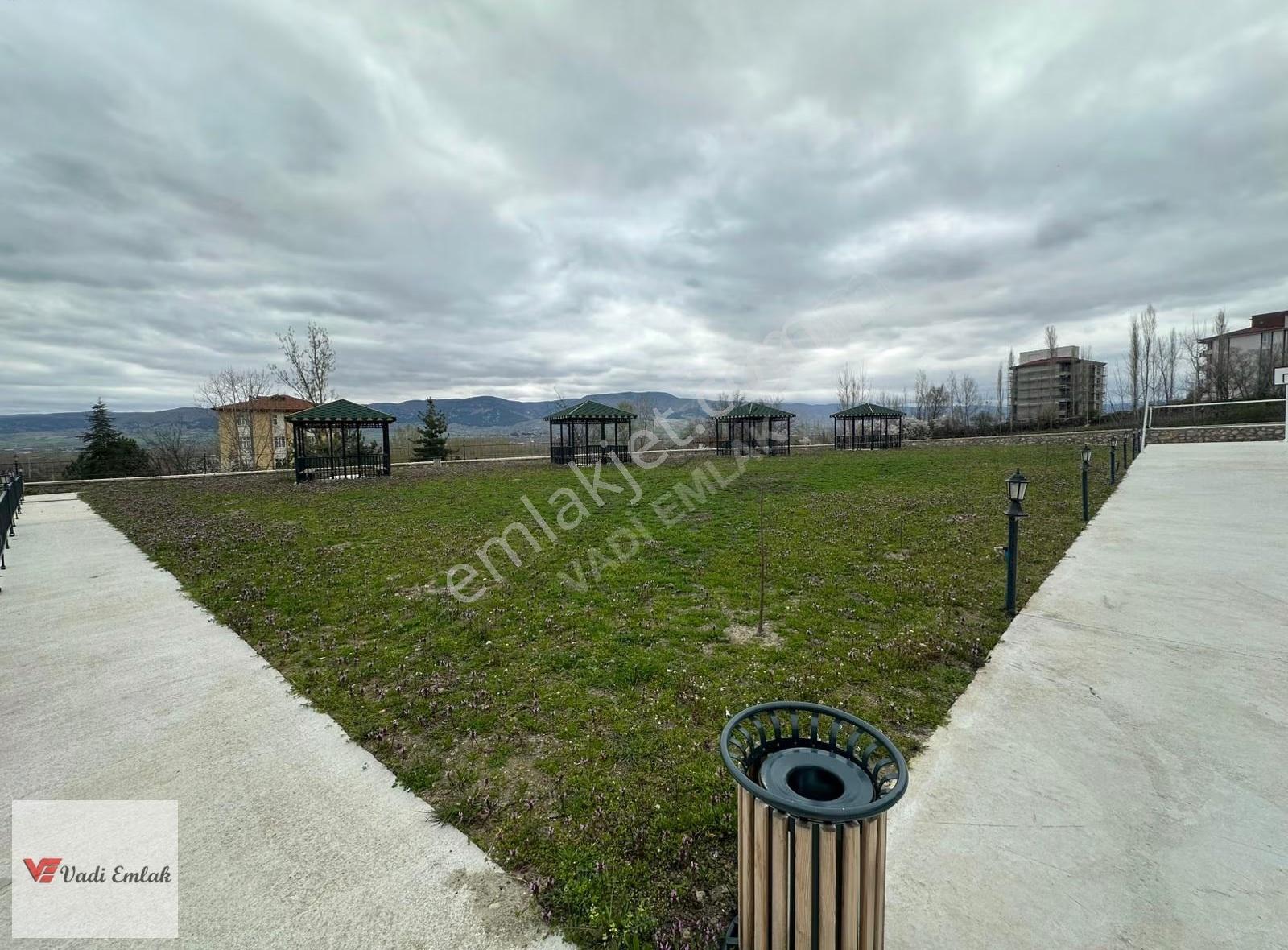 Esentepe Mahallesinde 3+1 Lüks Kiralık Daire | Vadi Emlak - Görsel 29