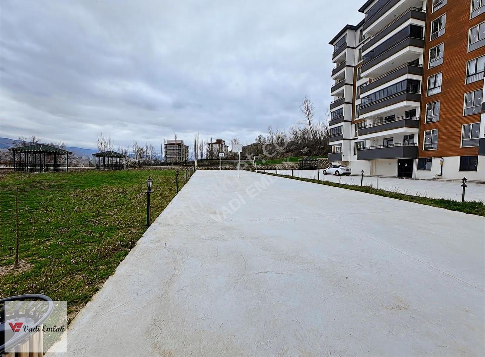 Esentepe Mahallesinde 3+1 Lüks Kiralık Daire | Vadi Emlak - Görsel 13