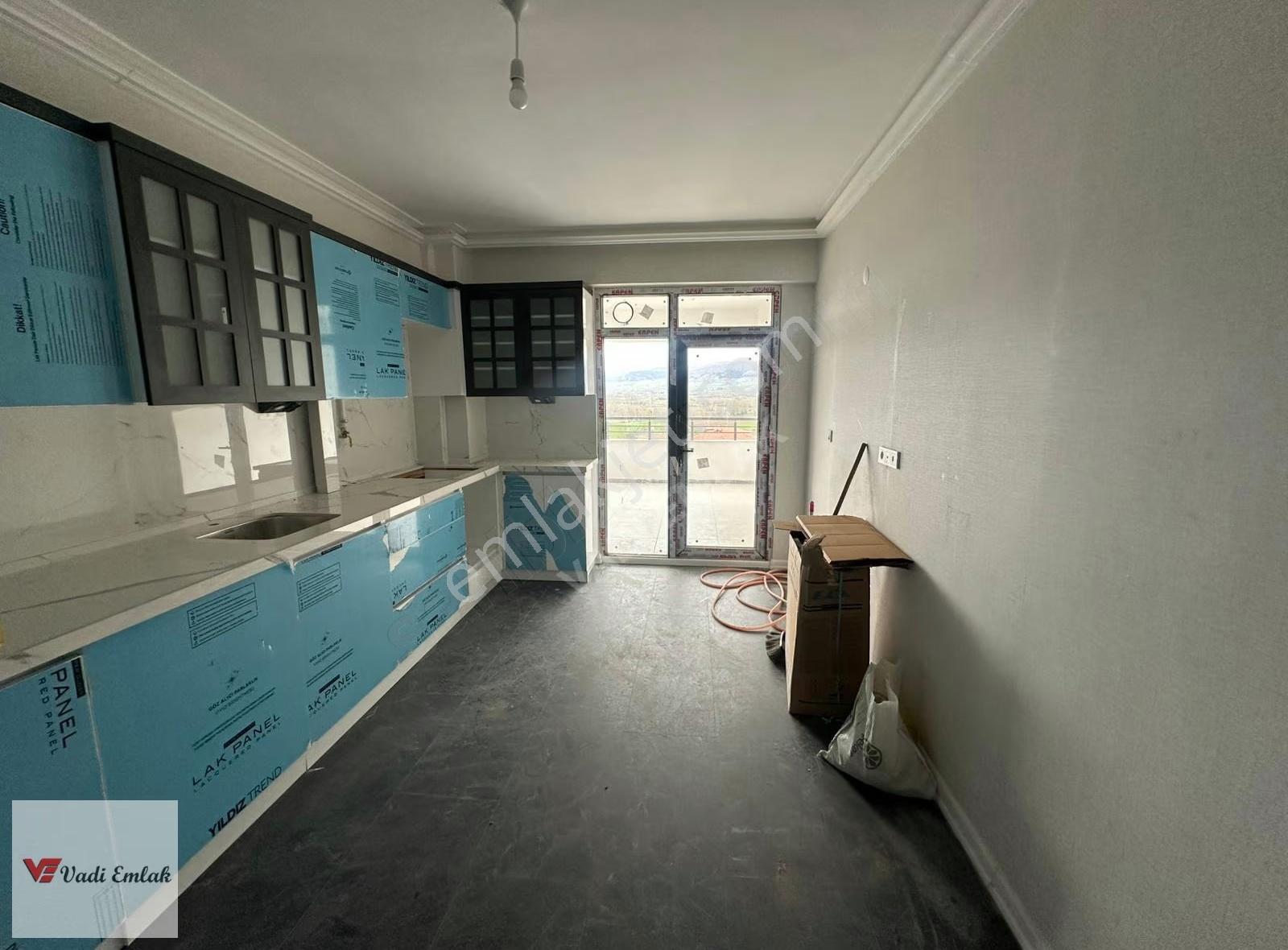 Esentepe Mahallesinde 3+1 Lüks Kiralık Daire | Vadi Emlak - Görsel 2