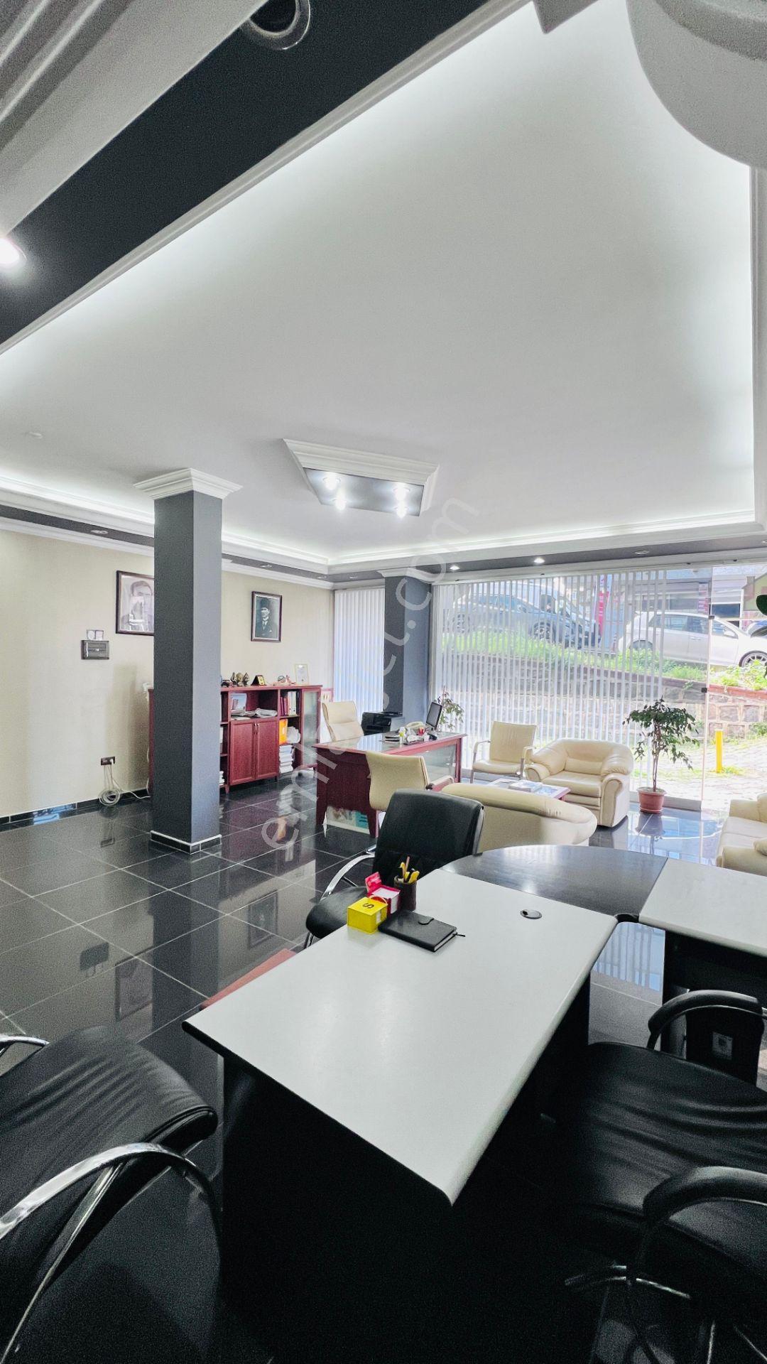 Küçükler Gayrimenkulden Karşıyaka Da Kiralık Dükkan - Görsel 11