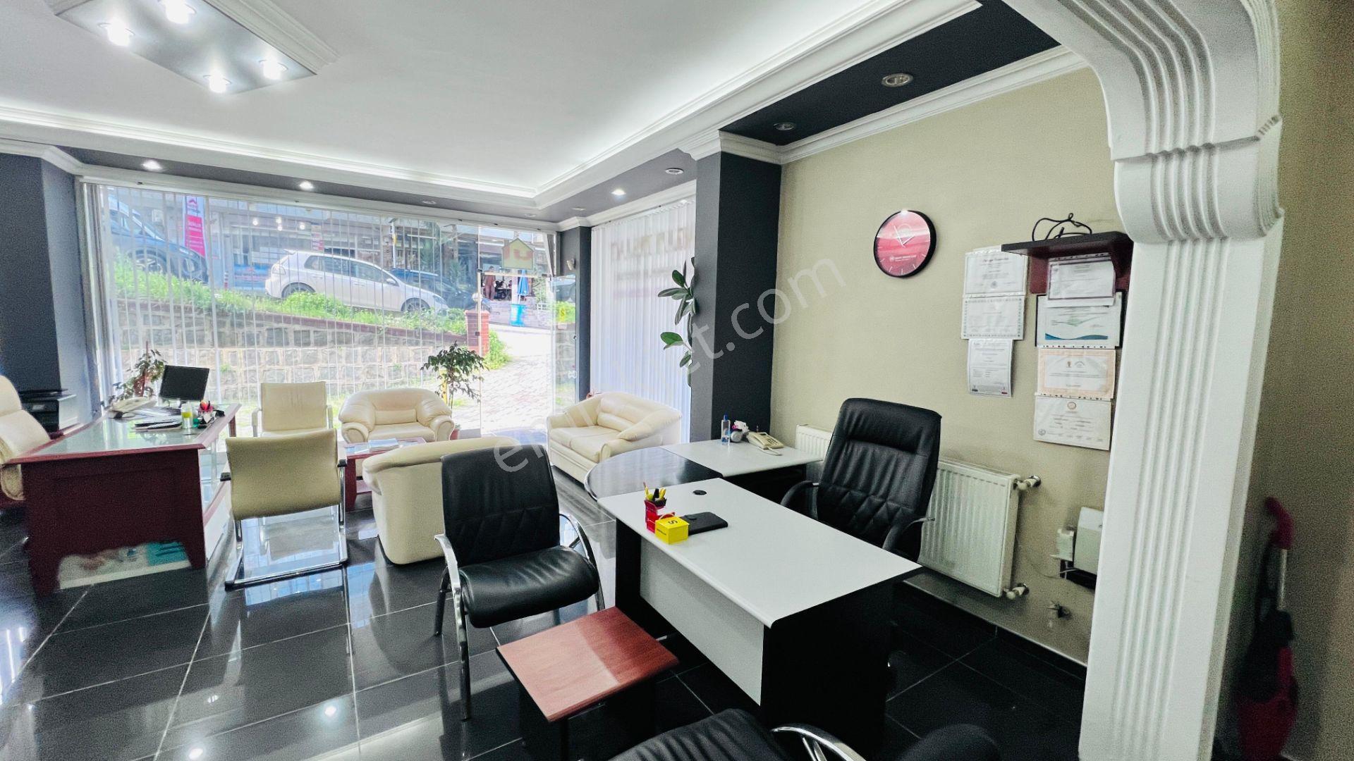 Küçükler Gayrimenkulden Karşıyaka Da Kiralık Dükkan - Görsel 5
