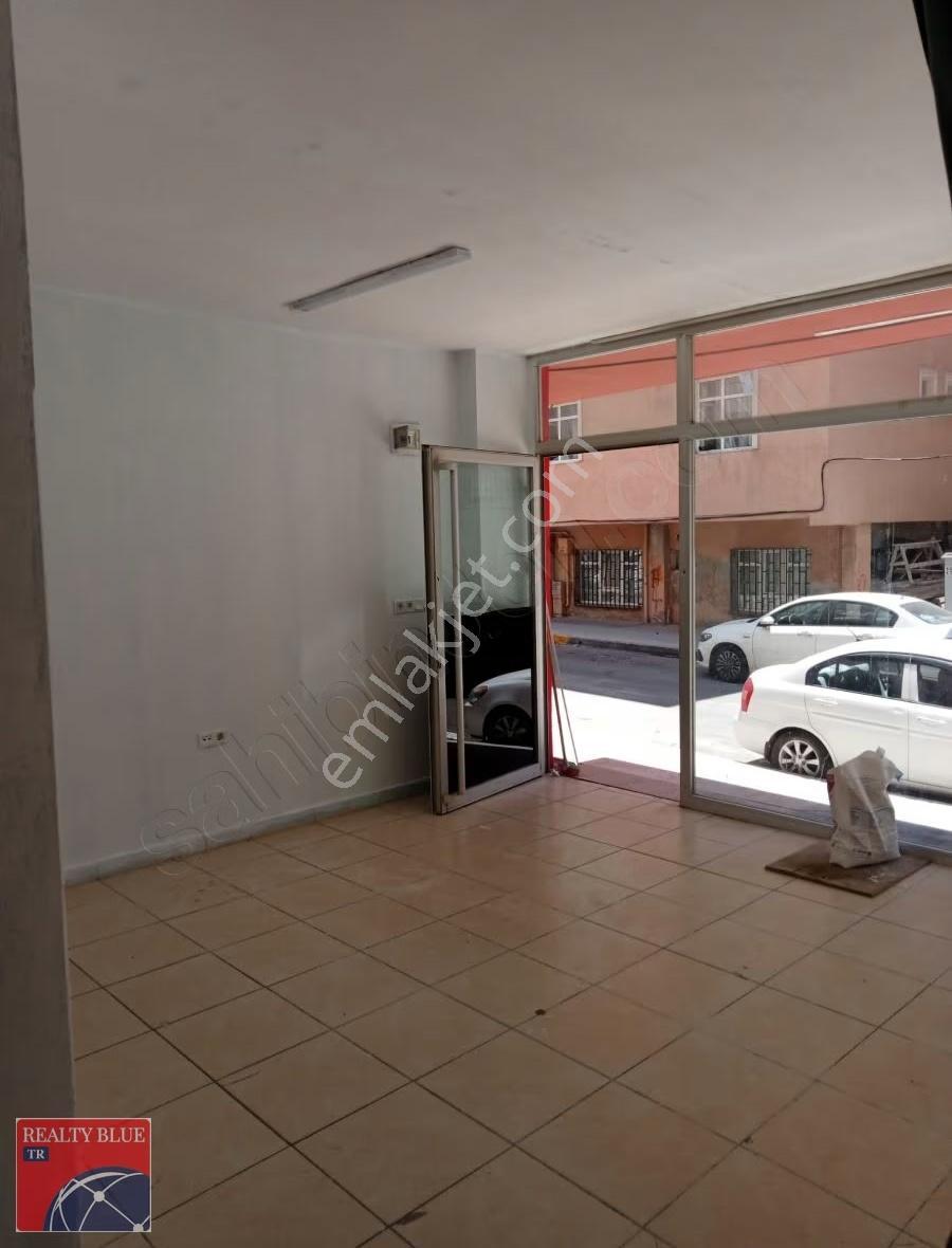 Pendik Çamçeşme'de Satılık Dükkan - Görsel 5