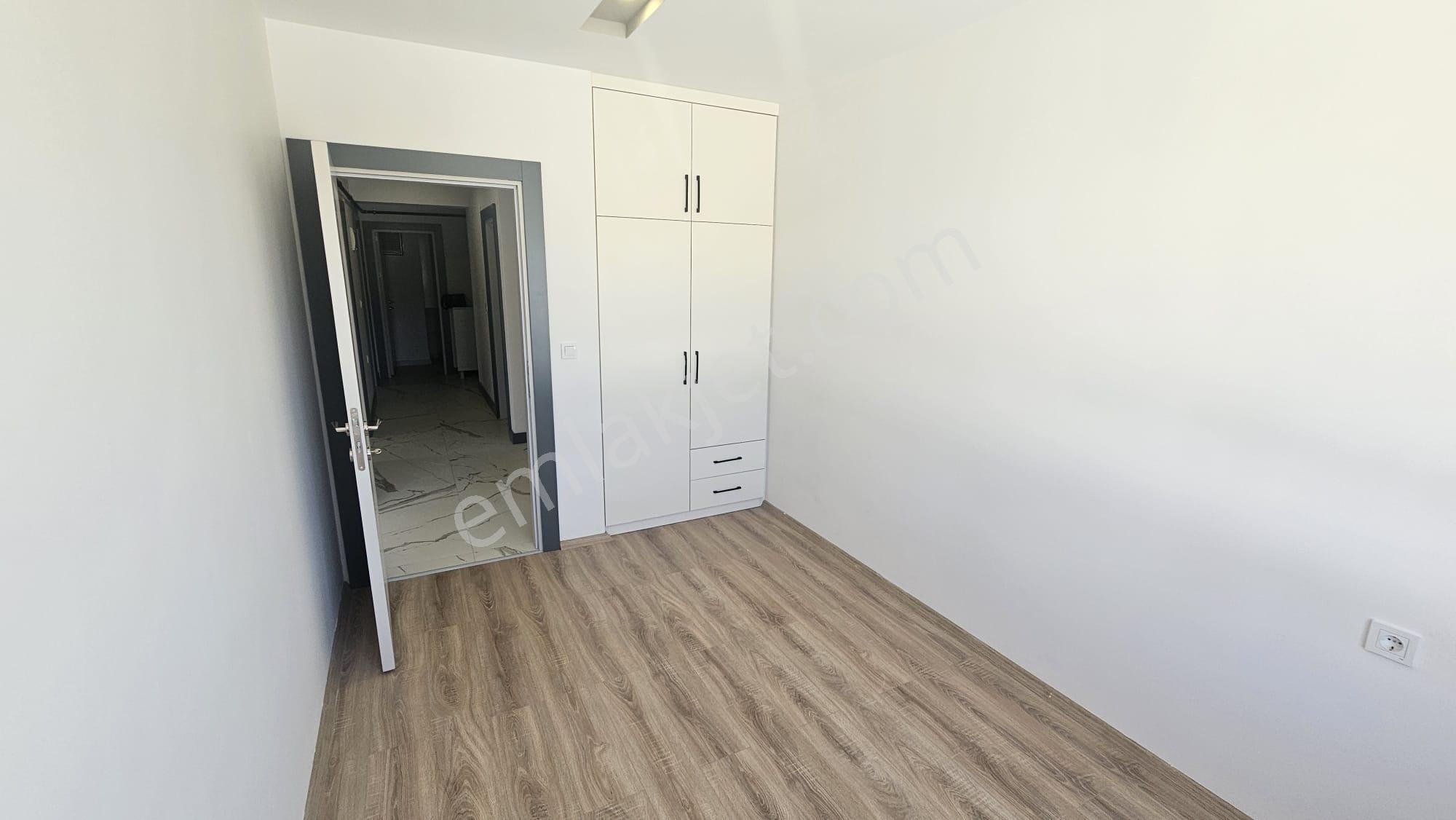 Modernevler'de | 3+1 Lüks Geniş Daire | Ofis Kullanımınada Uygun - Görsel 13