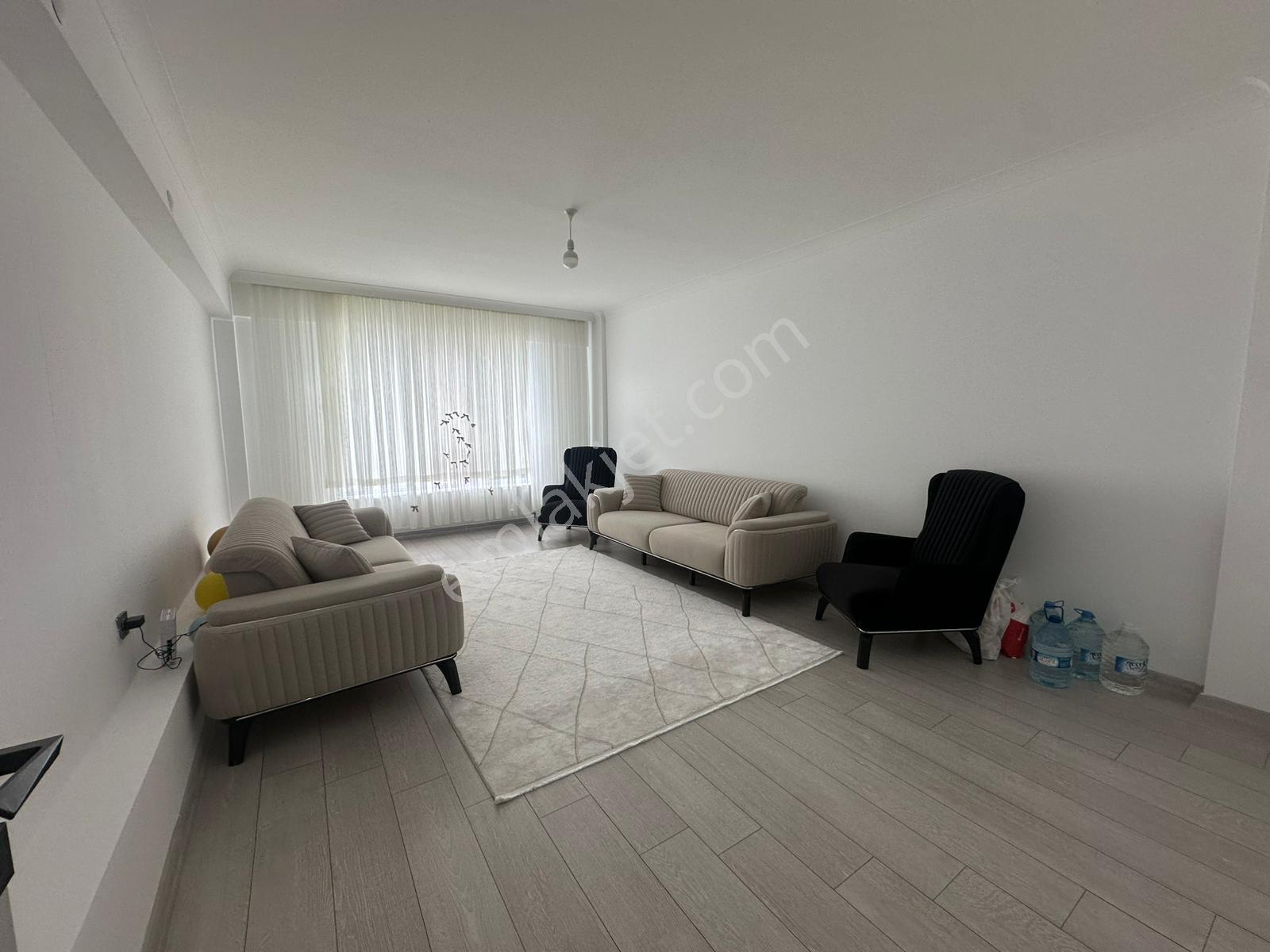Feridunçelik'te Full Yapılı 3+1 Asansörlü Satılık Daire !! - Görsel 3