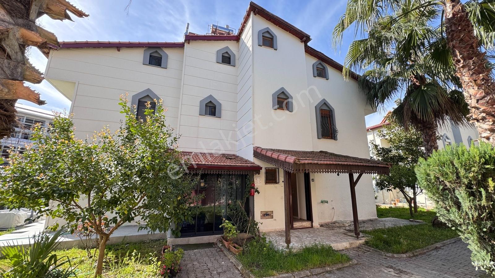 Manavgat Çolaklı Da Denize Yakın Site İçi Satılık Tripleks Villa - Görsel 24