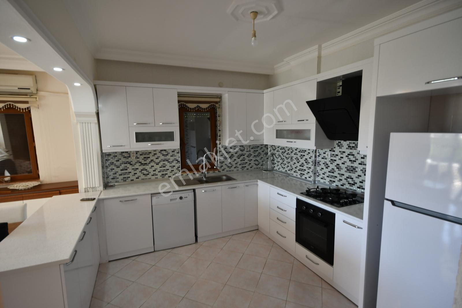 Manavgat Çolaklı Da Denize Yakın Site İçi Satılık Tripleks Villa - Görsel 21