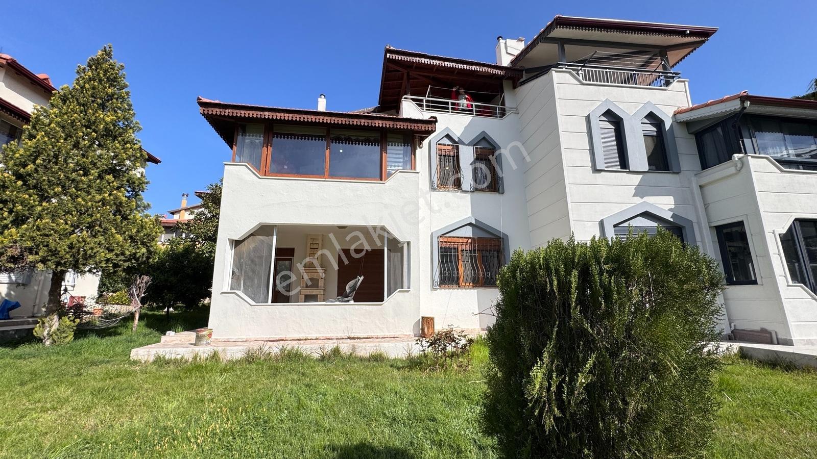 Manavgat Çolaklı Da Denize Yakın Site İçi Satılık Tripleks Villa - Görsel 35