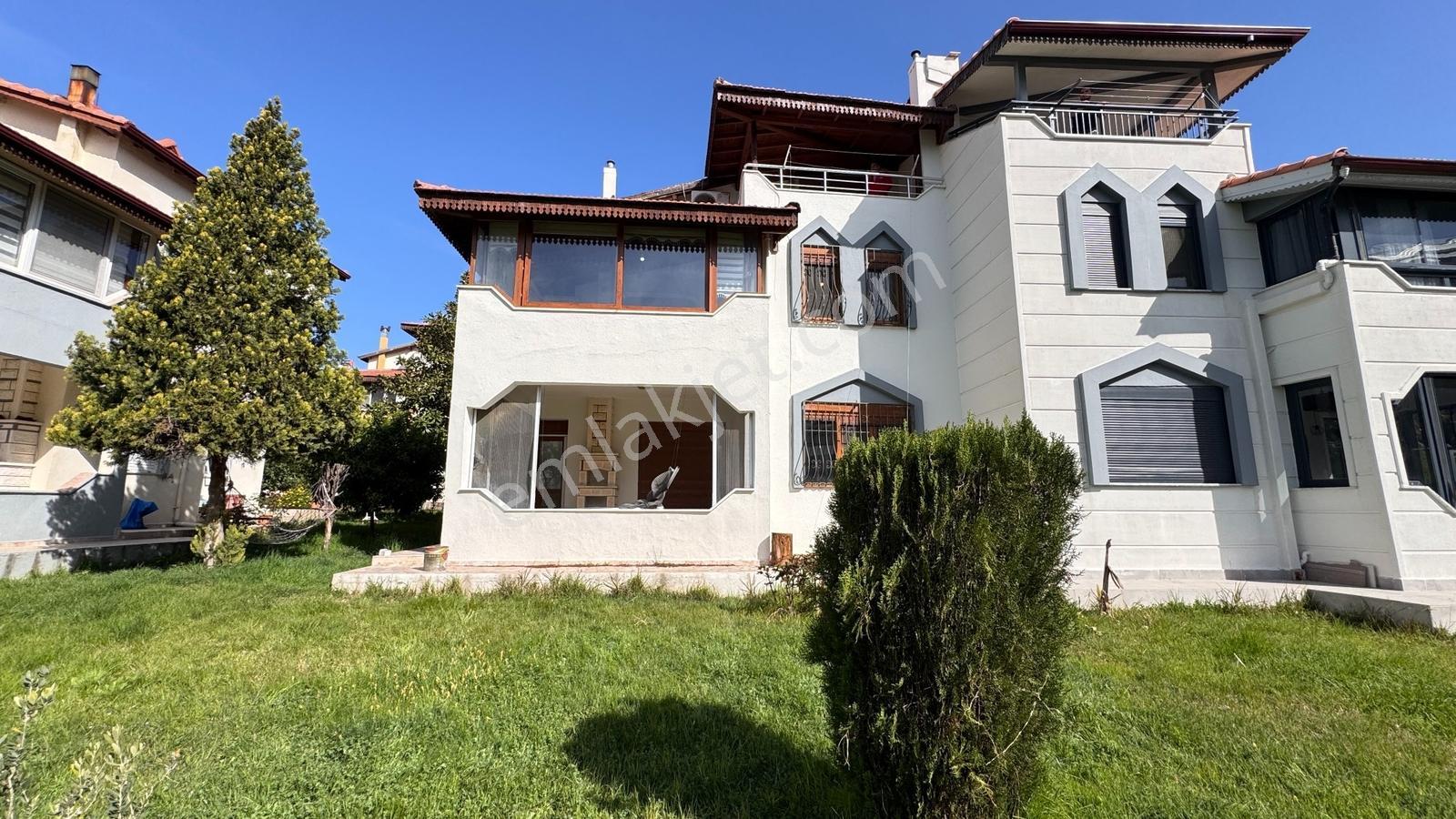 Manavgat Çolaklı Da Denize Yakın Site İçi Satılık Tripleks Villa - Görsel 33