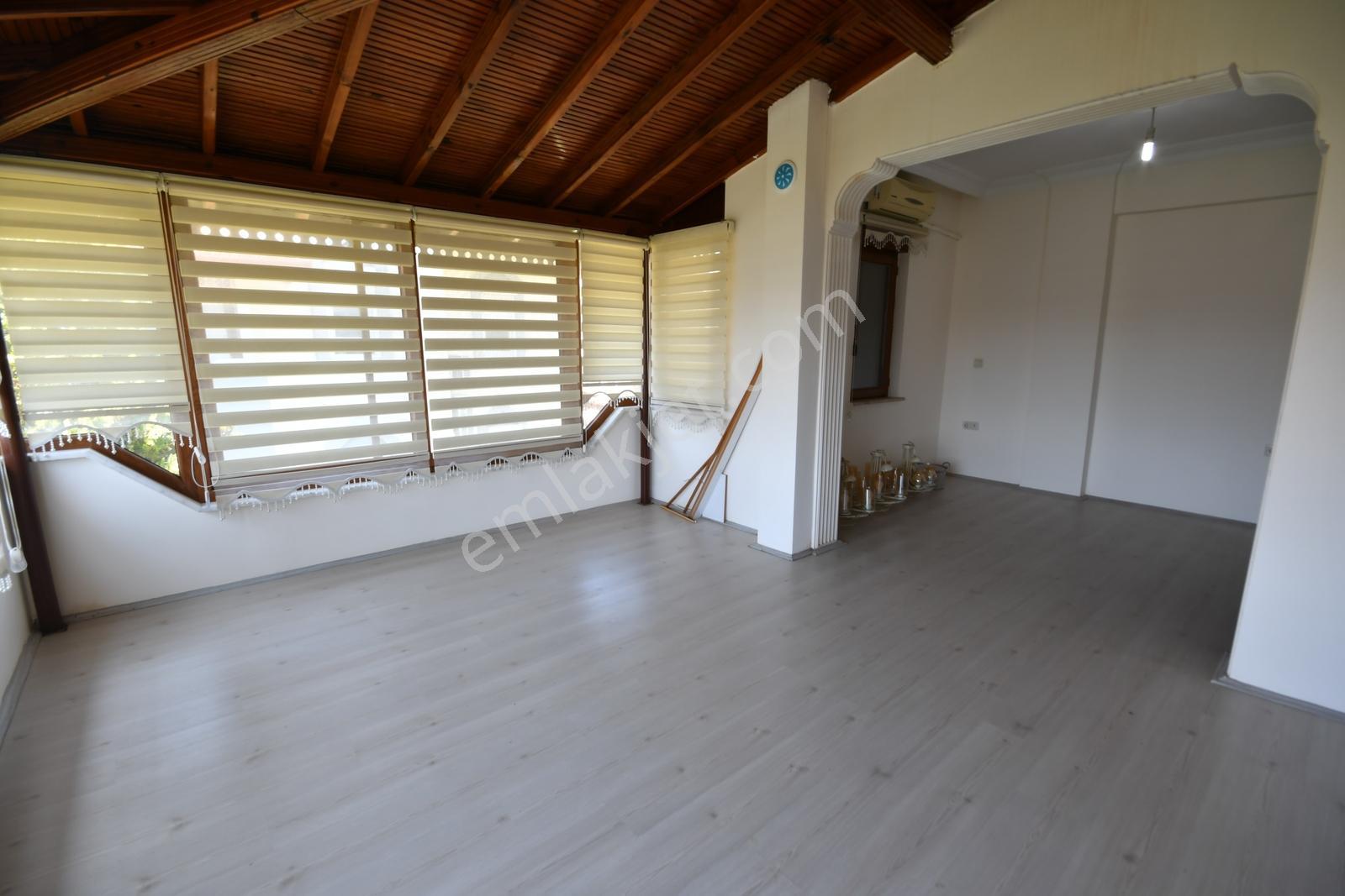 Manavgat Çolaklı Da Denize Yakın Site İçi Satılık Tripleks Villa - Görsel 34