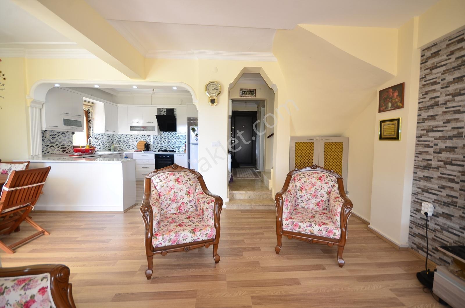 Manavgat Çolaklı Da Denize Yakın Site İçi Satılık Tripleks Villa - Görsel 4