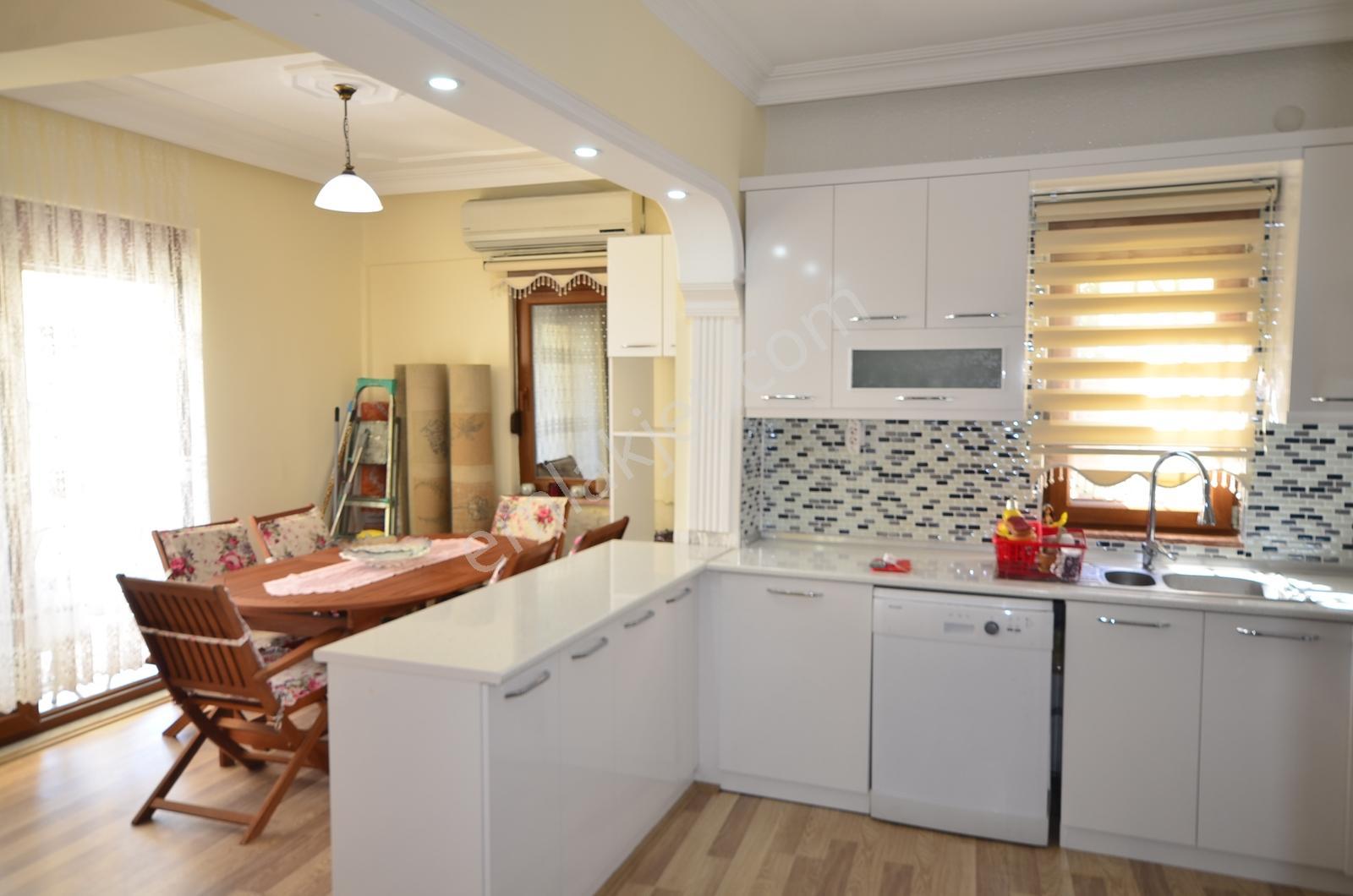 Manavgat Çolaklı Da Denize Yakın Site İçi Satılık Tripleks Villa - Görsel 2