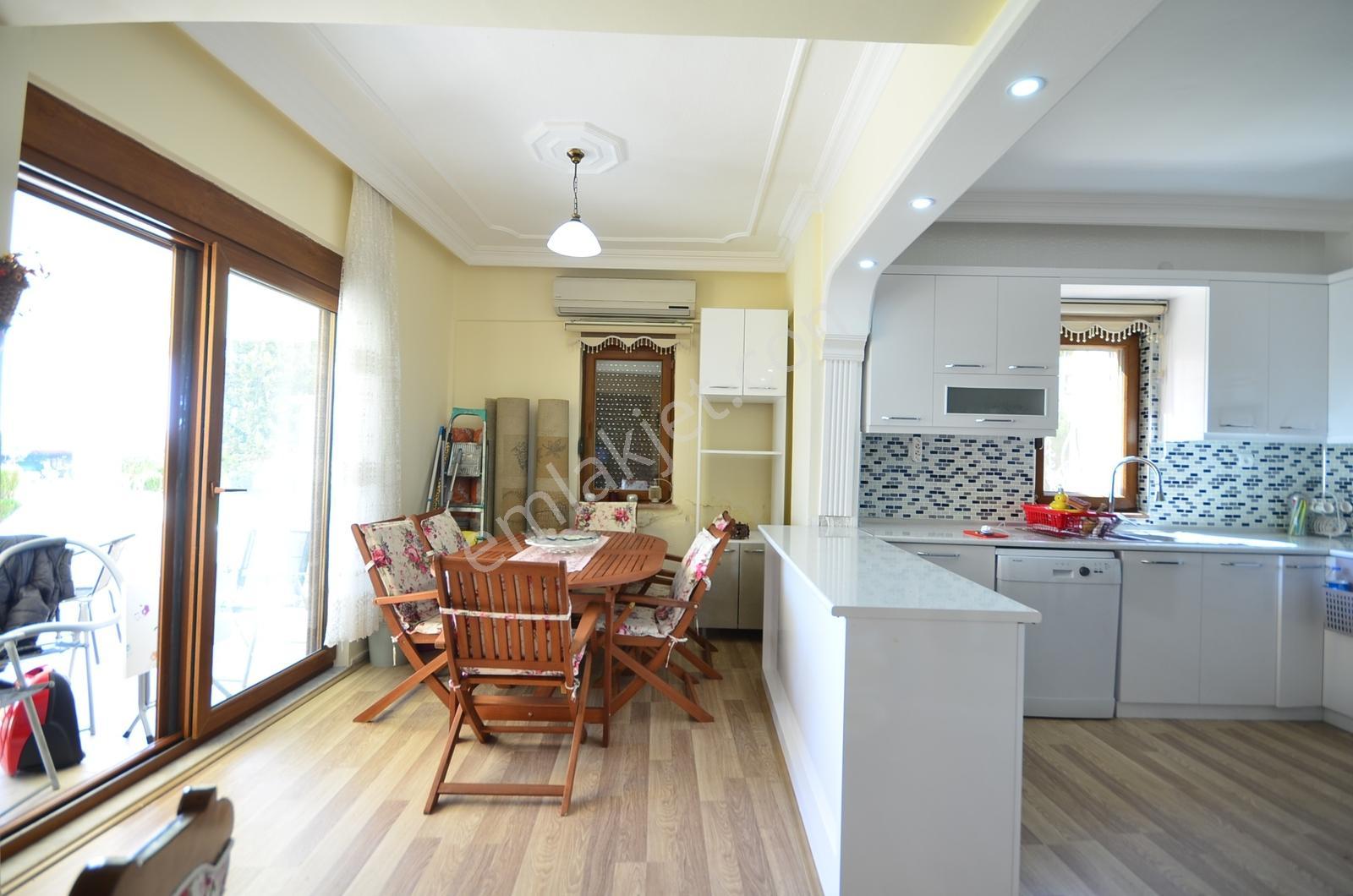 Manavgat Çolaklı Da Denize Yakın Site İçi Satılık Tripleks Villa - Görsel 9