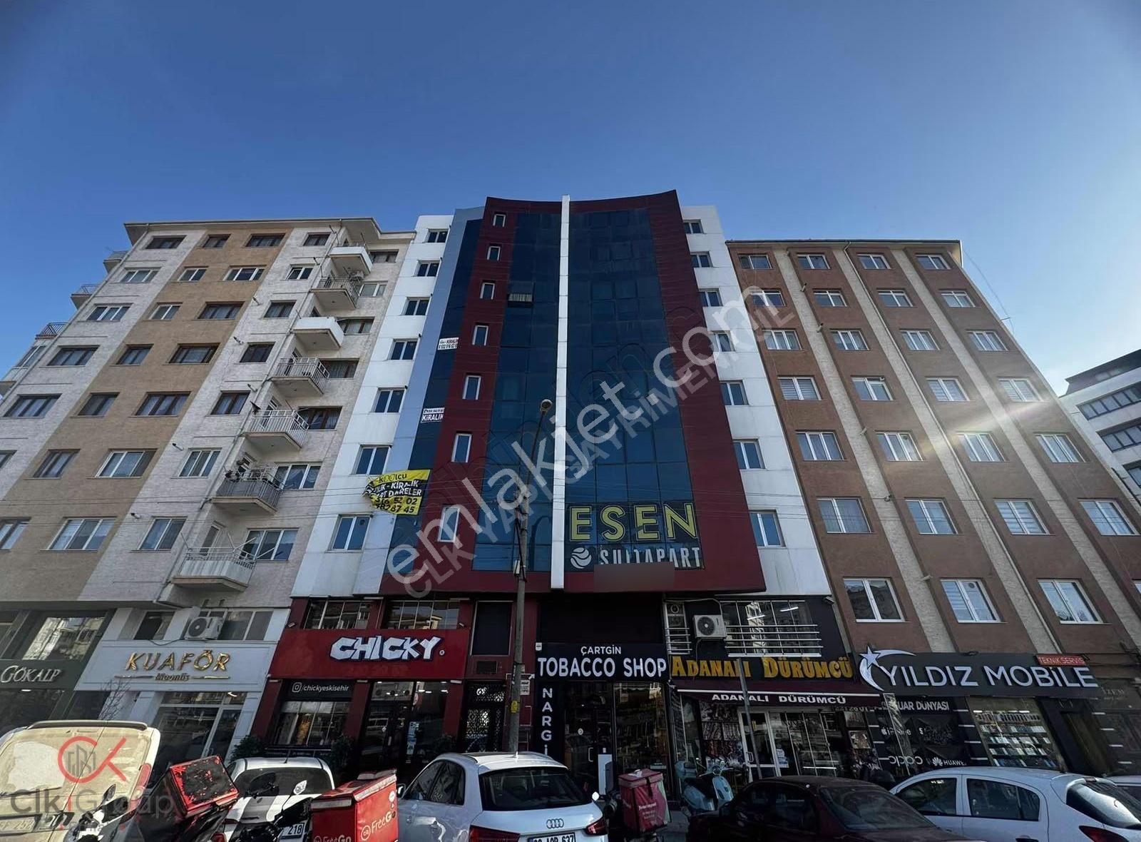 Clk'dan Hatboyu Cad. Üzeri Satılık Kiracılı 1+1 Daire - Görsel 2