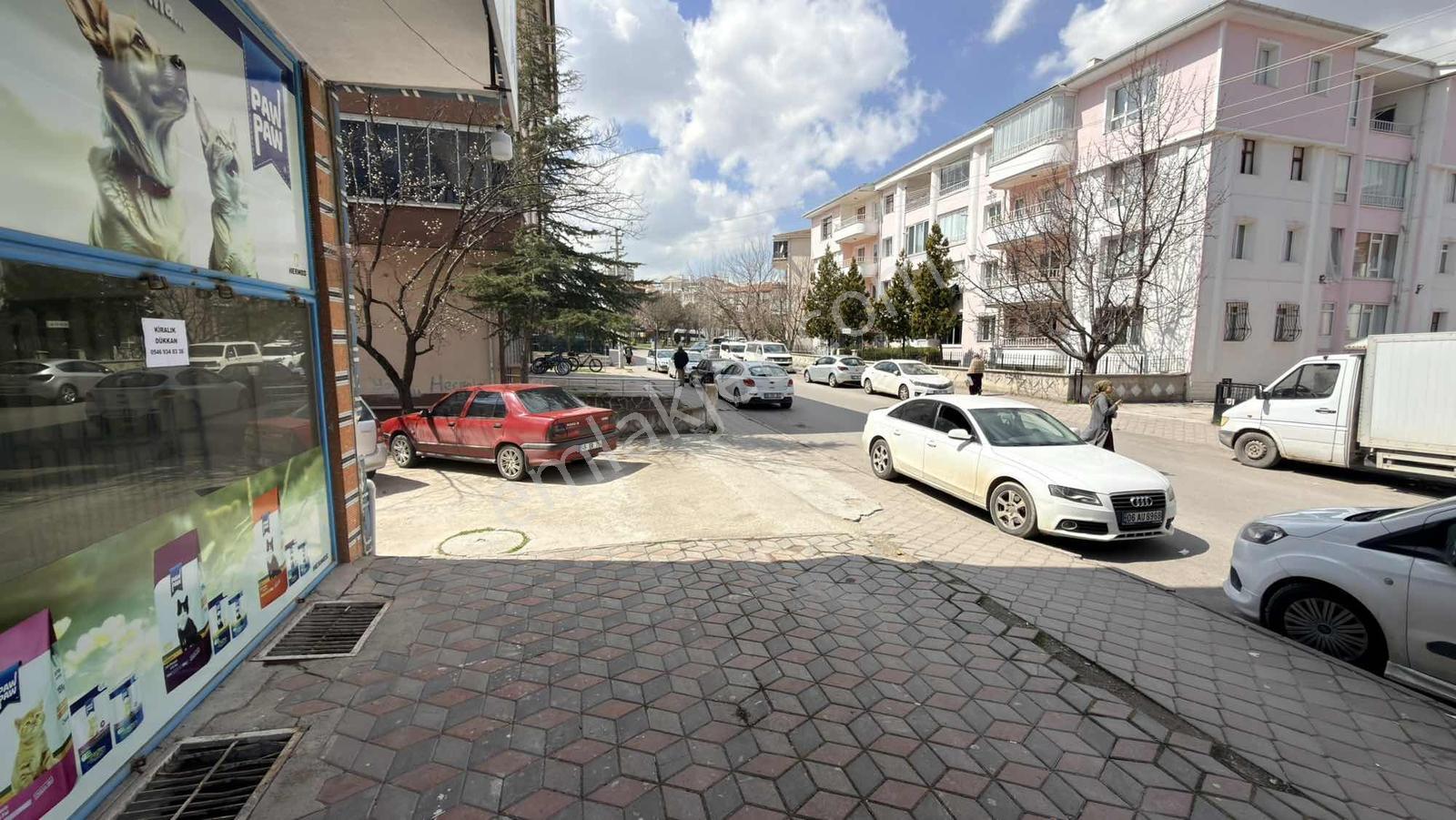 Çetin Emlak'tan 35 M2 Elektirikli Kepenkli Kiralık Fırsat Dükkan - Görsel 12